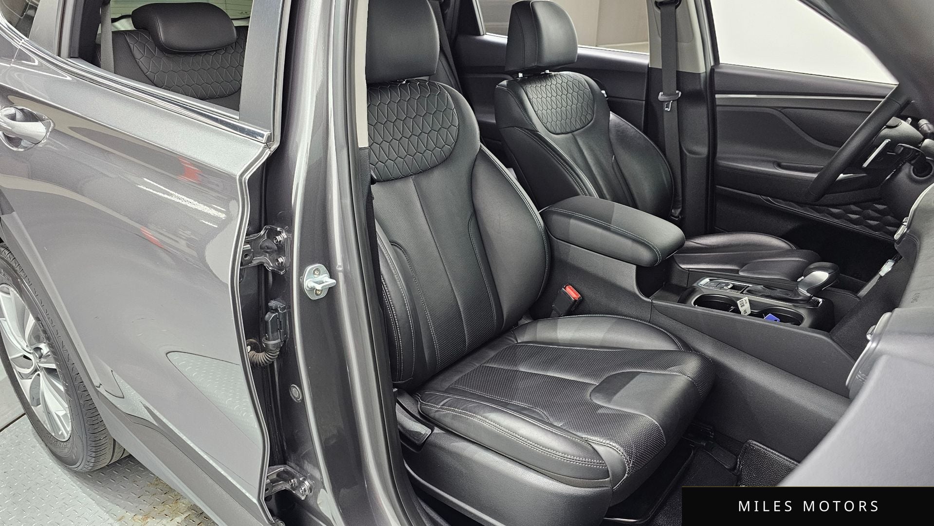 Hyundai Santafe 2019 — миниатюра 17
