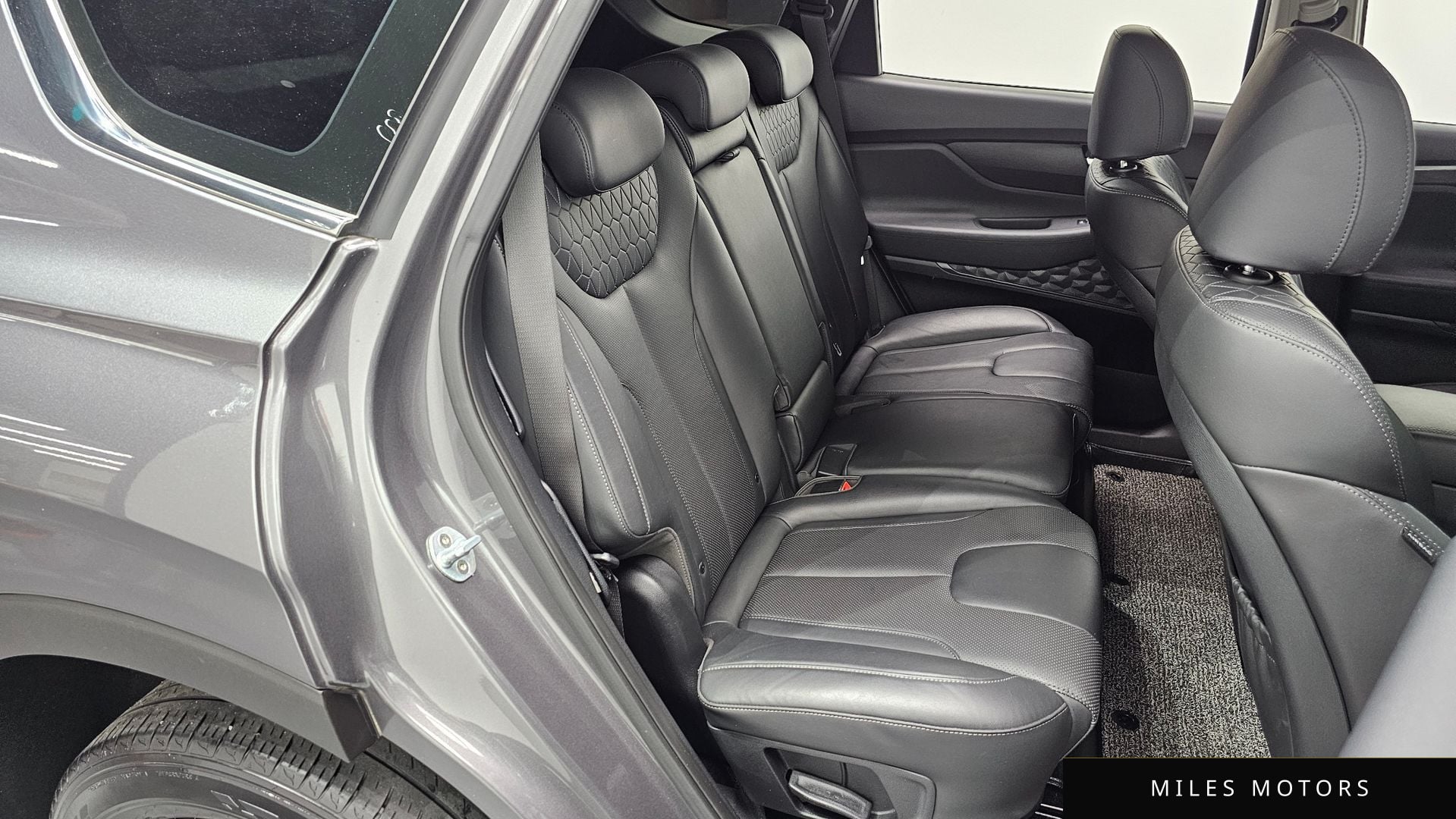 Hyundai Santafe 2019 — миниатюра 18