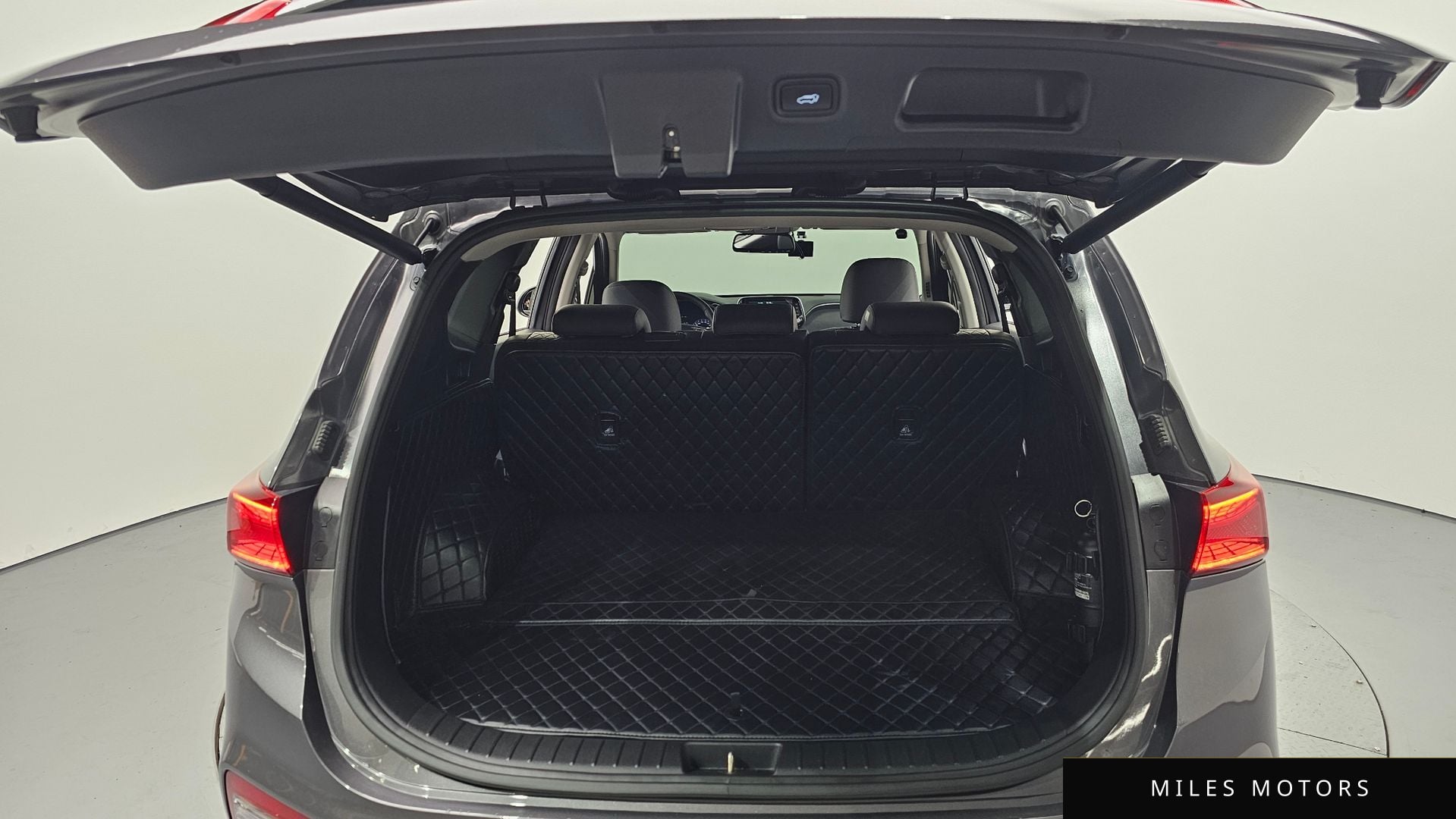 Hyundai Santafe 2019 — миниатюра 26