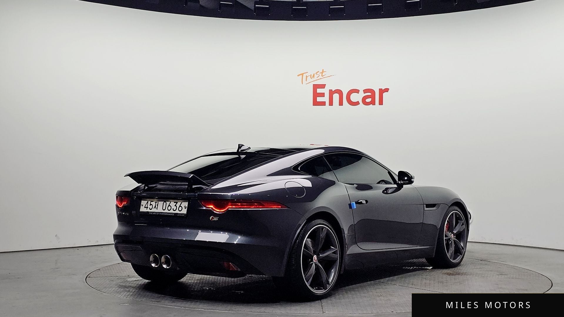 Jaguar F-TYPE 2016 — миниатюра 2