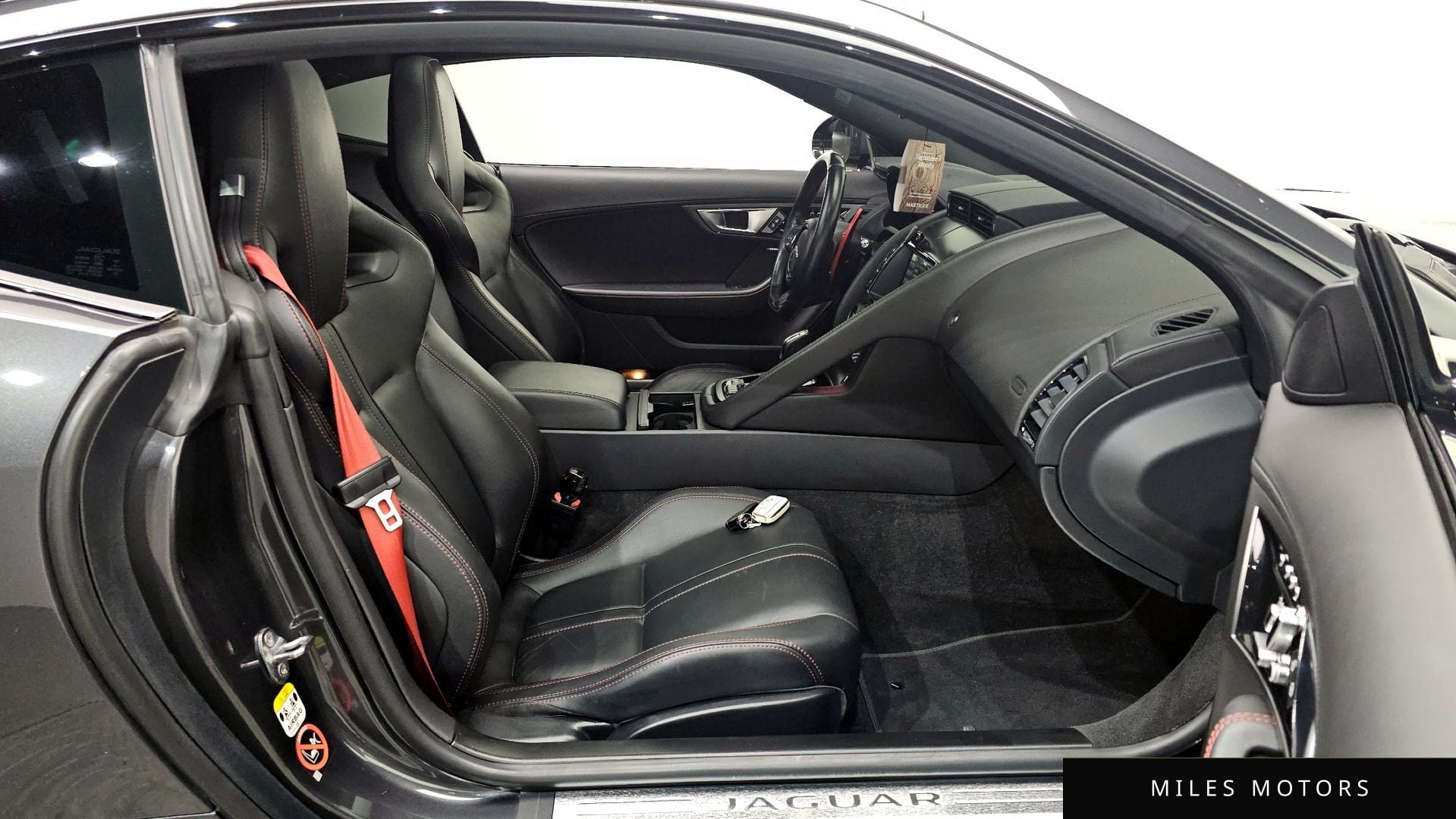 Jaguar F-TYPE 2016 — миниатюра 11