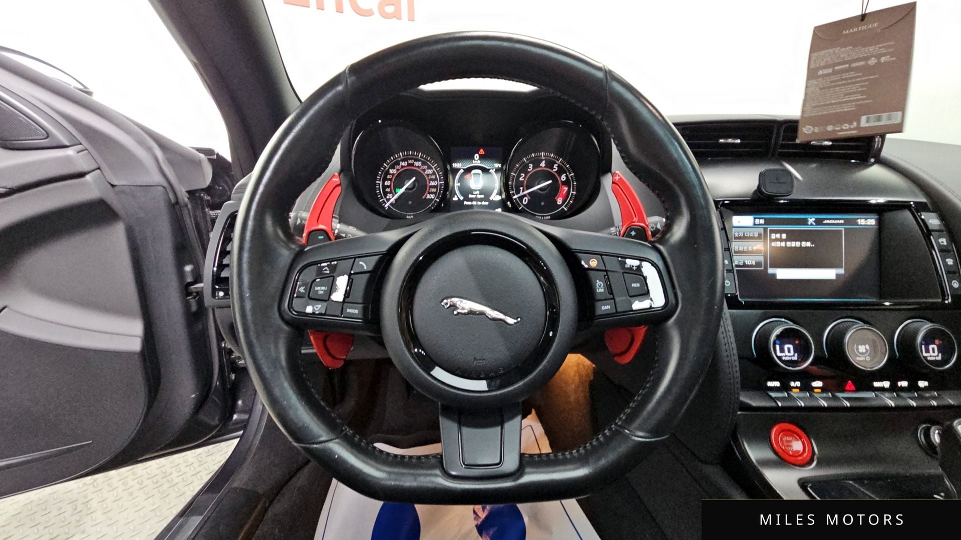 Jaguar F-TYPE 2016 — миниатюра 14
