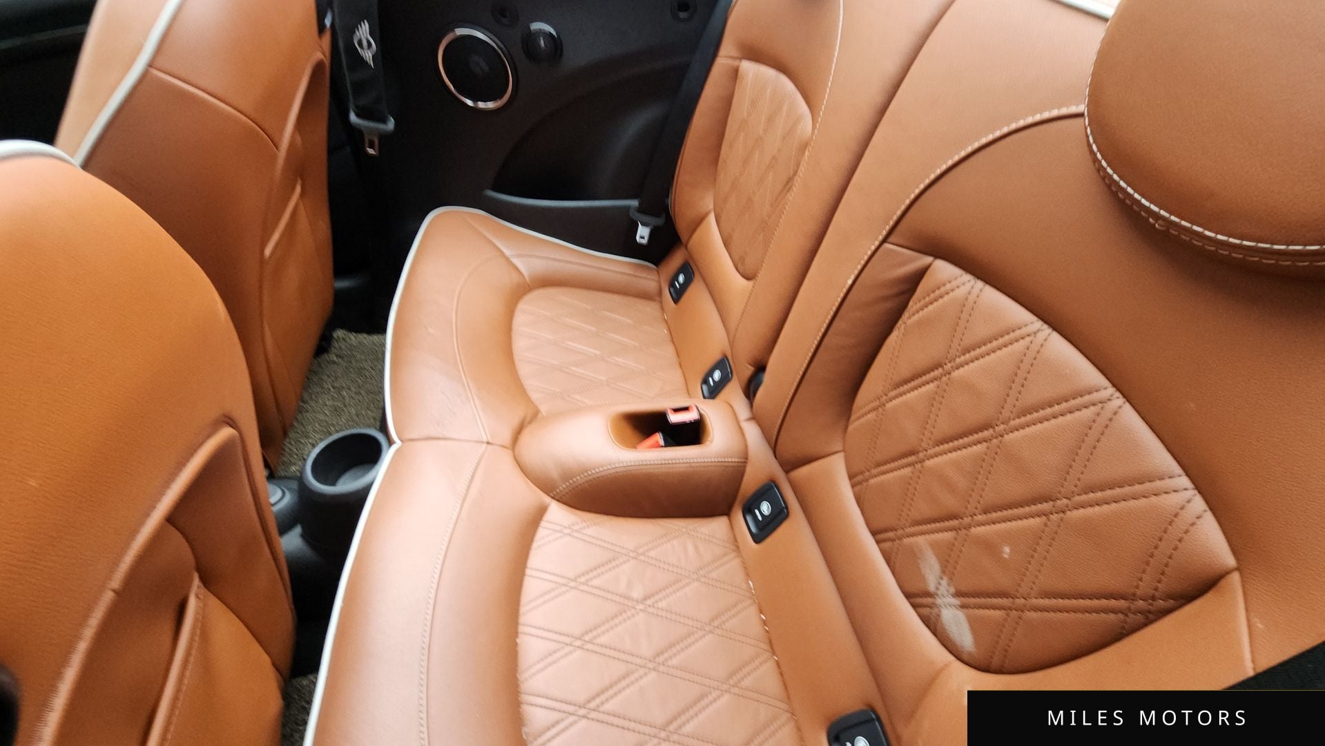 MINI Cooper Convertible 2019 — миниатюра 12