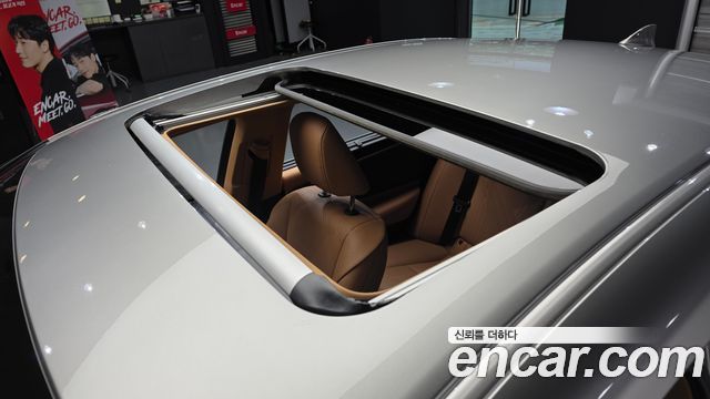Лексус ES300h 2026 — миниатюра 25