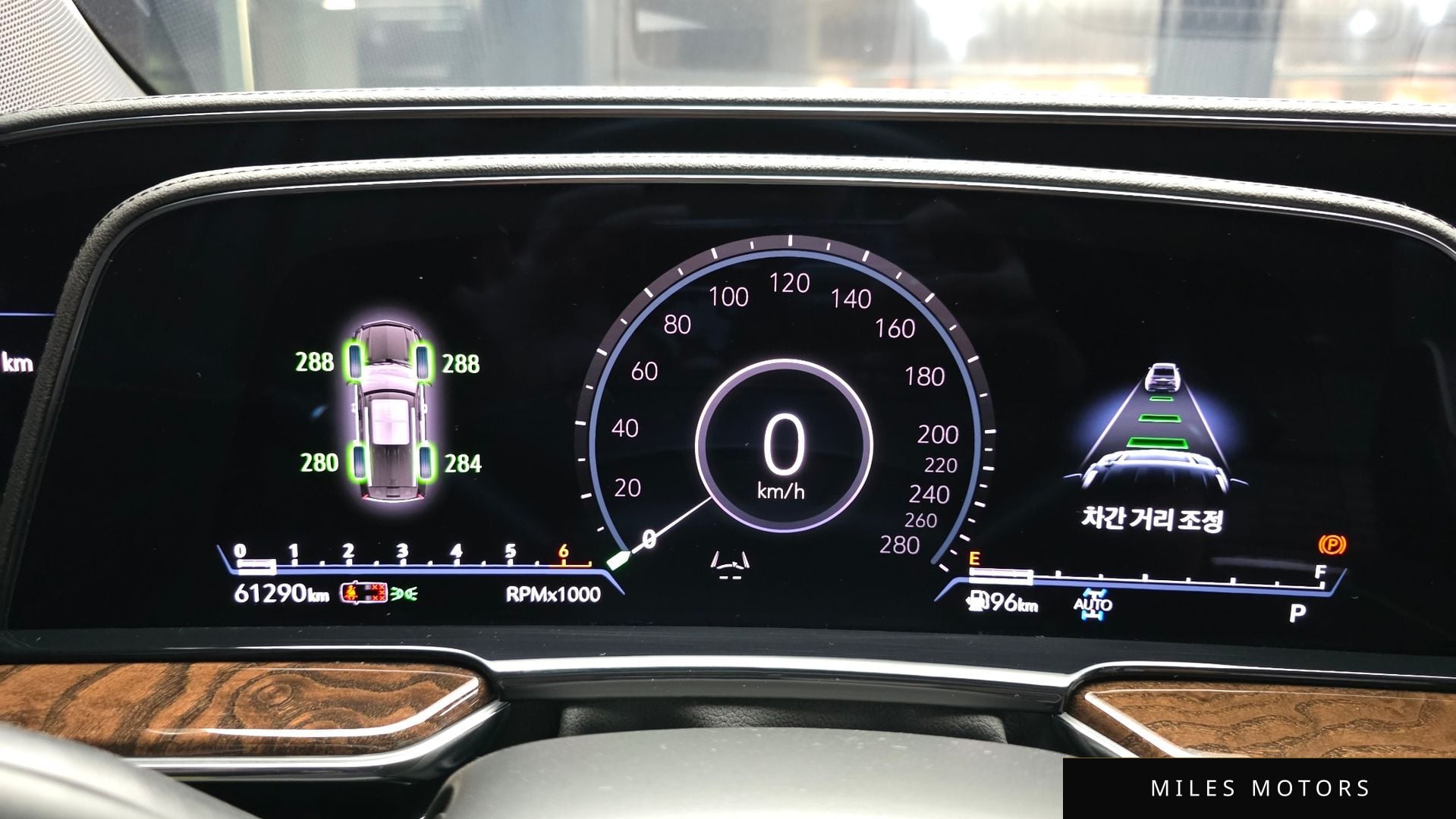 Cadillac 에스컬레이드 2022 — миниатюра 8