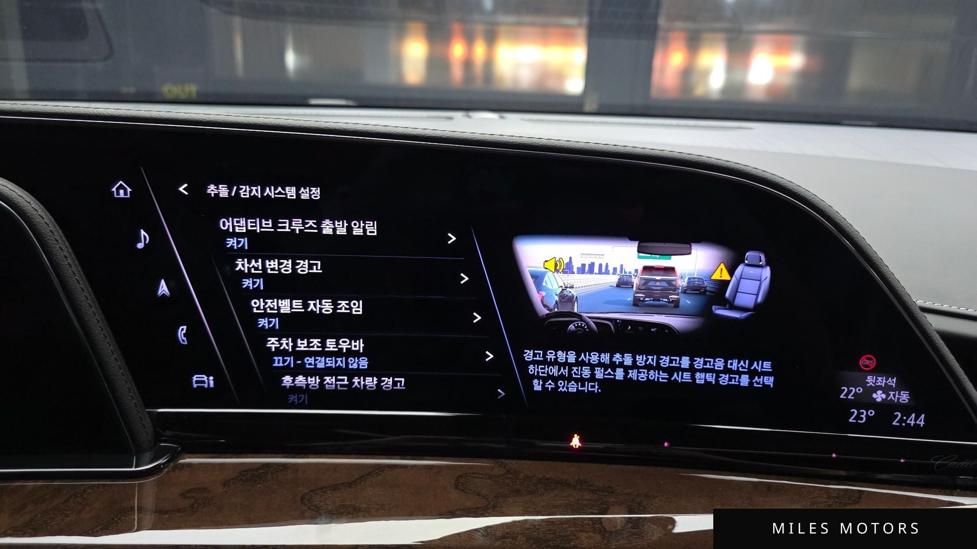 Cadillac 에스컬레이드 2022 — миниатюра 16