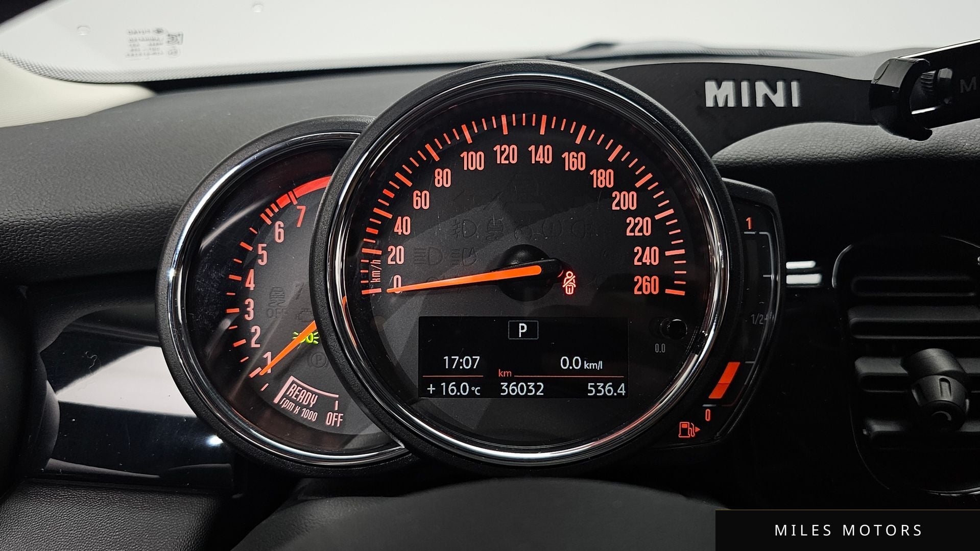 MINI Cooper 2022 — миниатюра 10