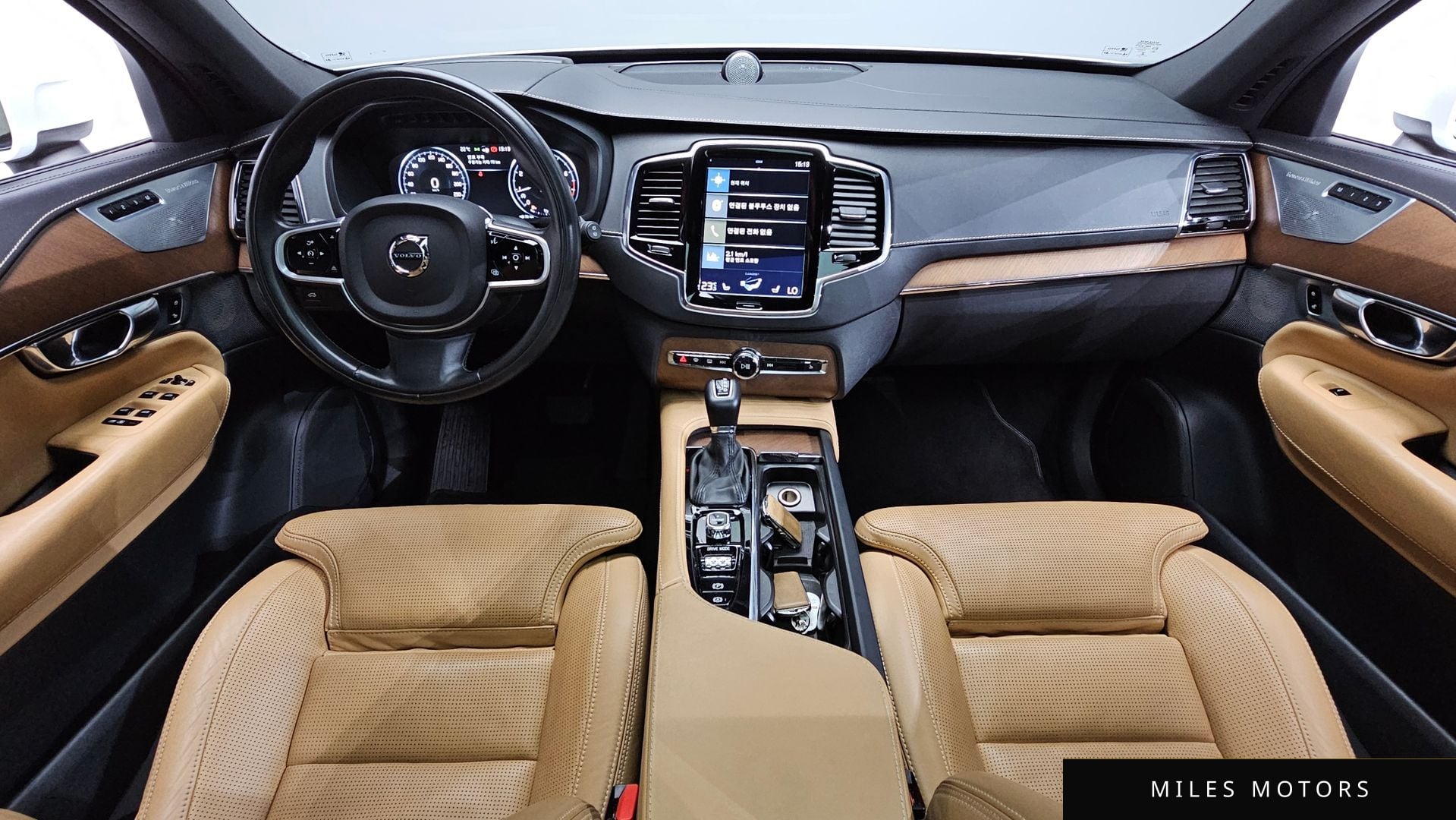 Volvo XC90 2017 — миниатюра 9