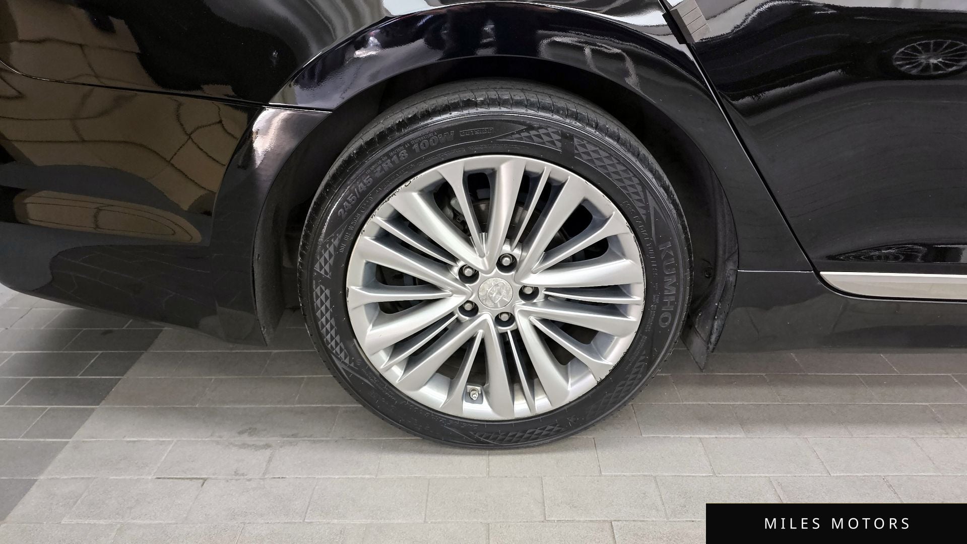 Hyundai Aslan 2015 — миниатюра 5