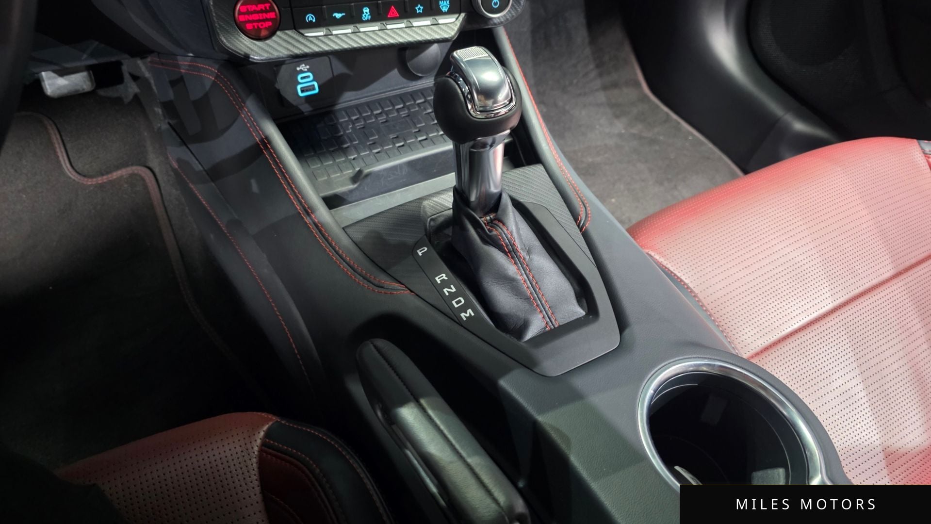 Ford 머스탱 2024 — миниатюра 12