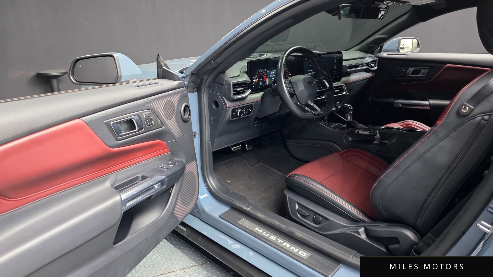 Ford 머스탱 2024 — миниатюра 13