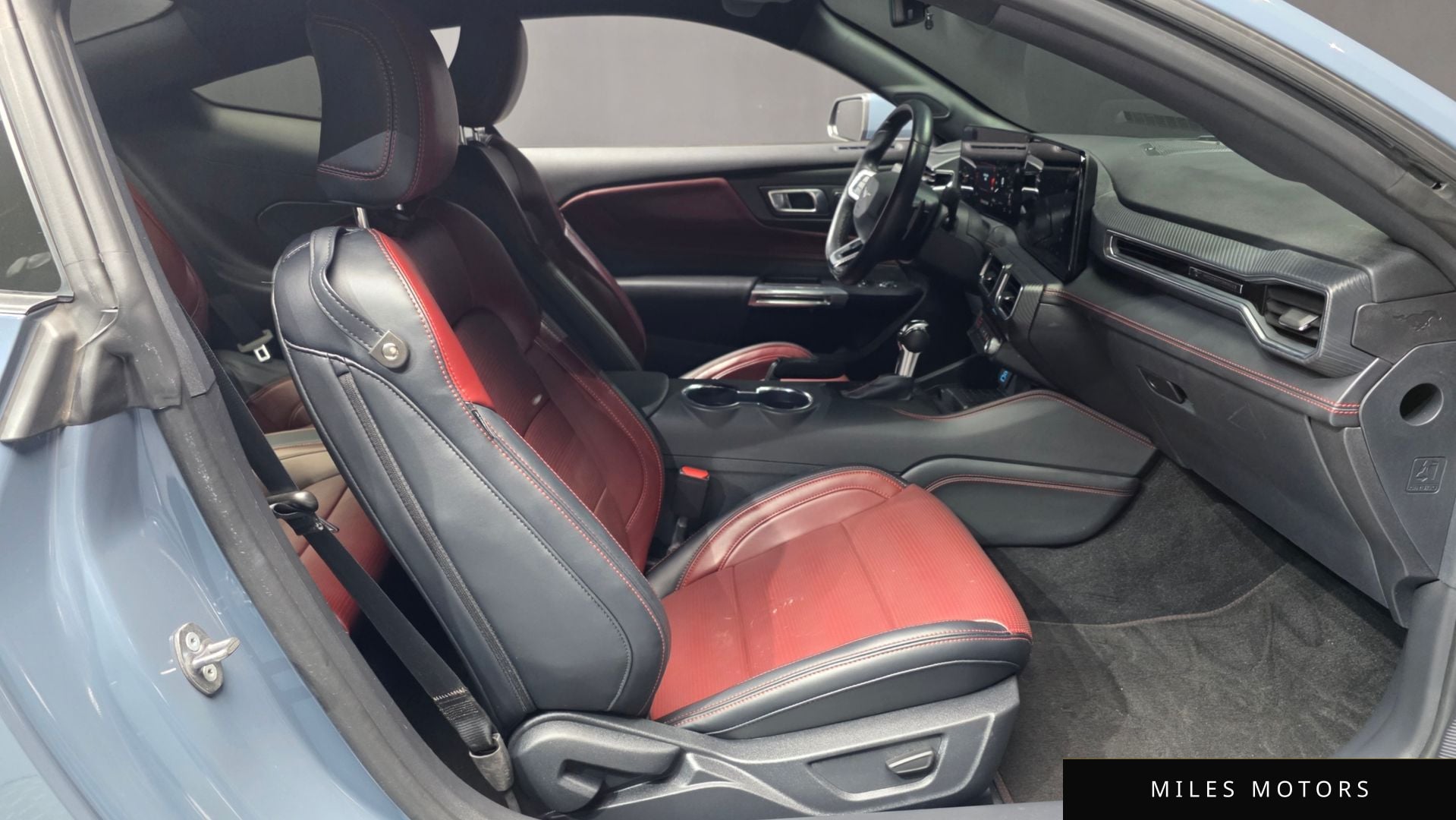 Ford 머스탱 2024 — миниатюра 17