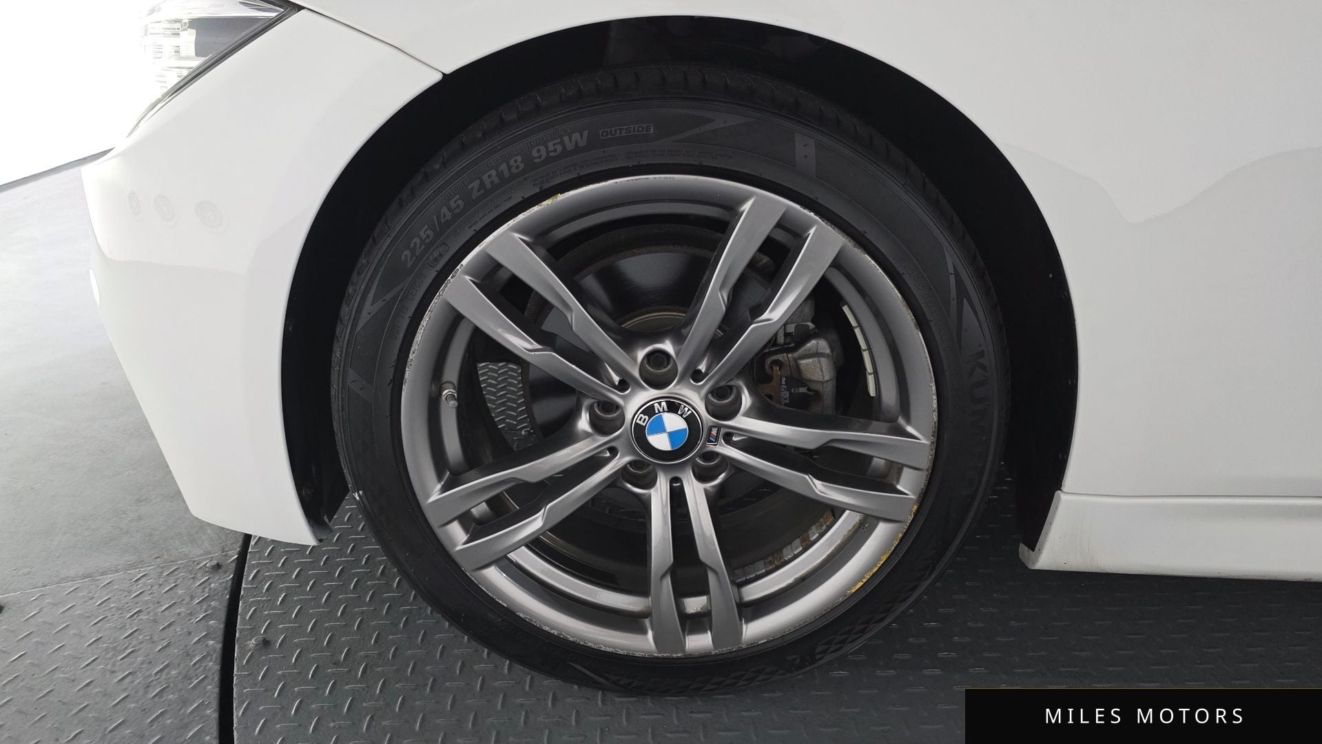 BMW 3 Series (F30) 2018 — миниатюра 4