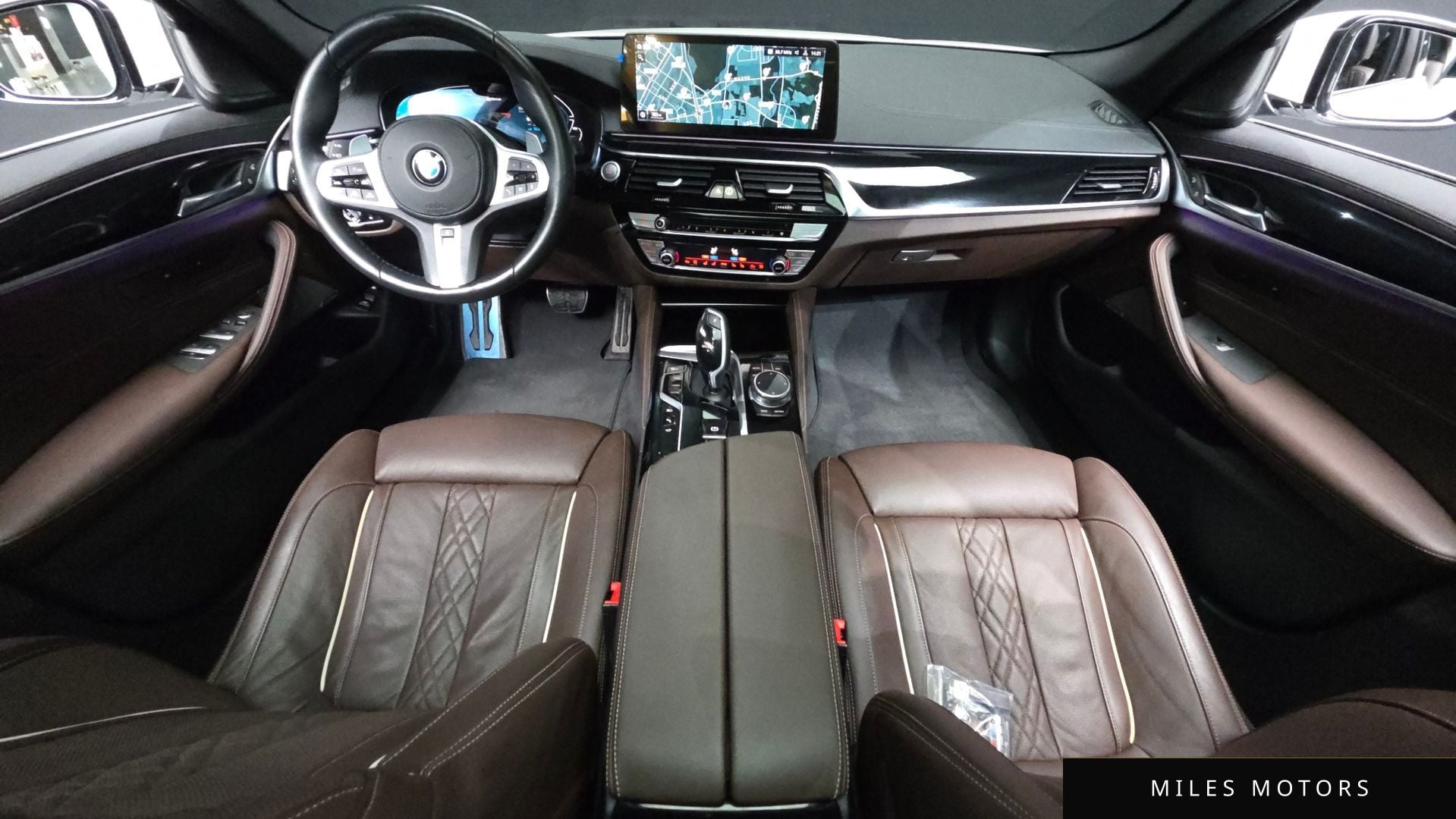 BMW 5 Series (G30) 2021 — миниатюра 10