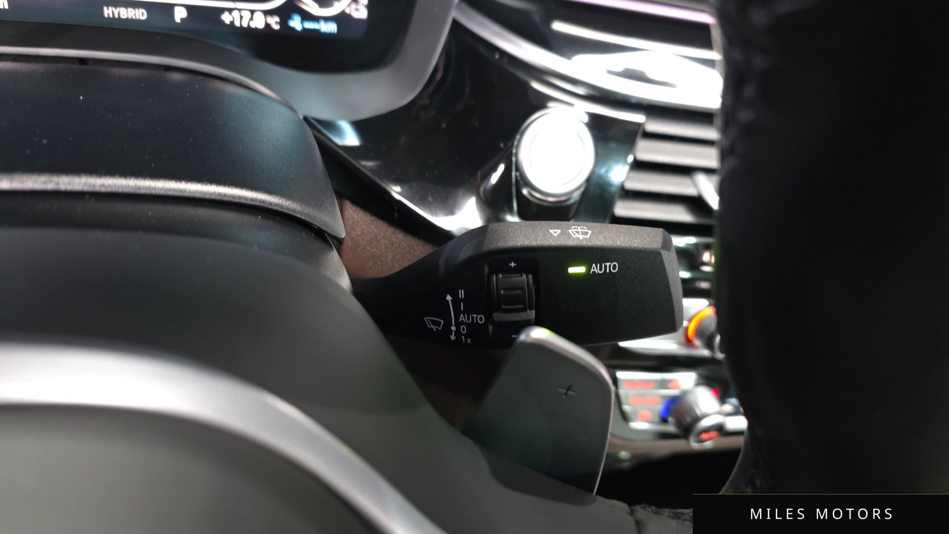 BMW 5 Series (G30) 2021 — миниатюра 28
