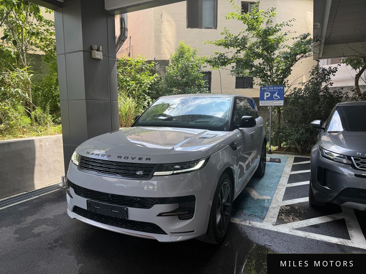 Land Rover Range Rover Sport 2025 — миниатюра 3