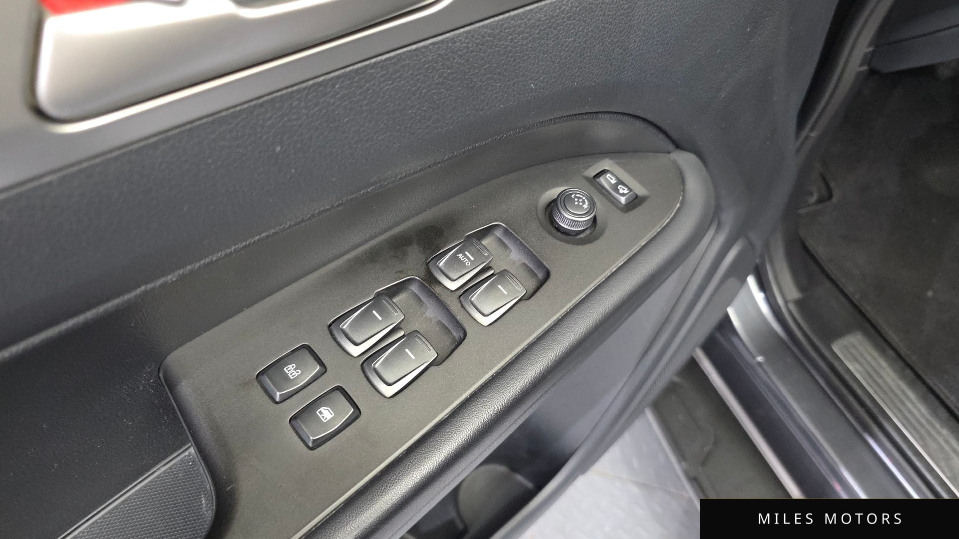 KG Mobility Rexton 2019 — миниатюра 28