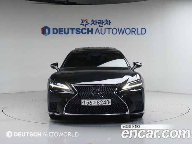 Лексус LS500 2022 — миниатюра 3