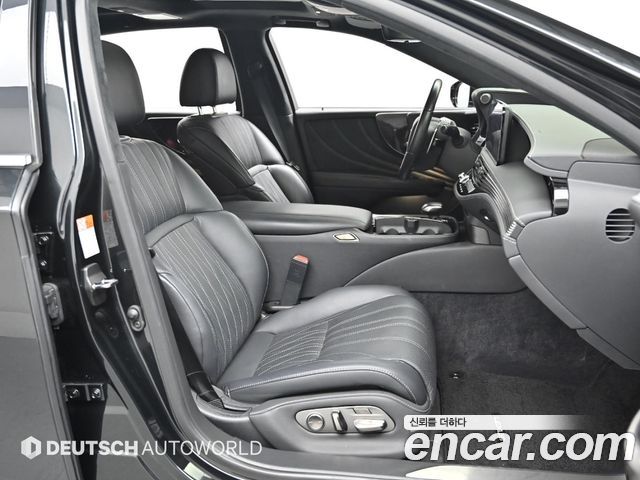 Лексус LS500 2022 — миниатюра 10