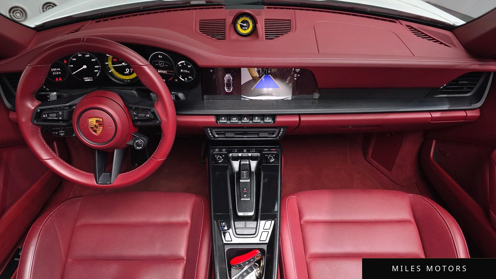 Porsche 911 (992) 2022 — миниатюра 9