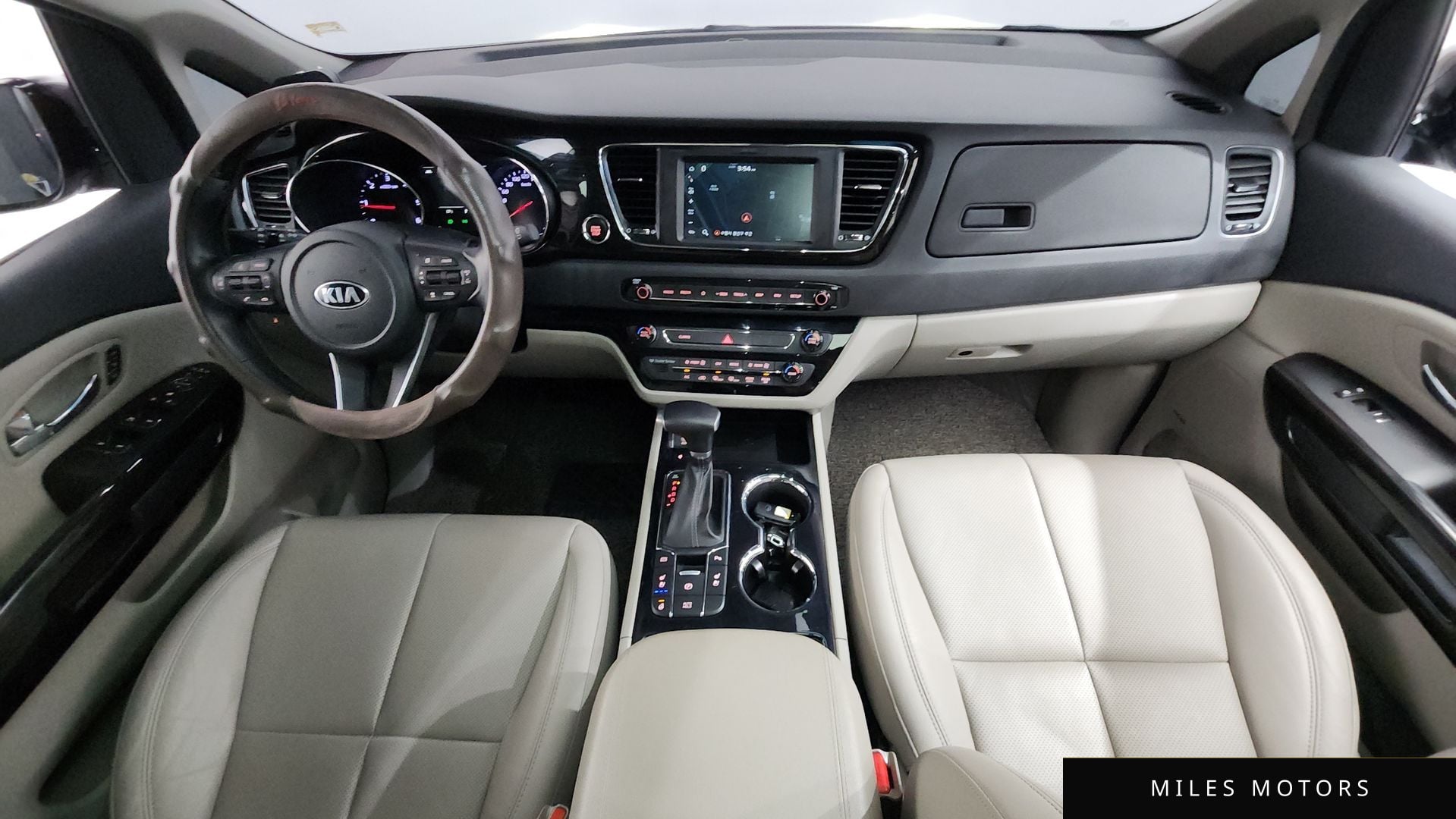 Kia Canival 2020 — миниатюра 10