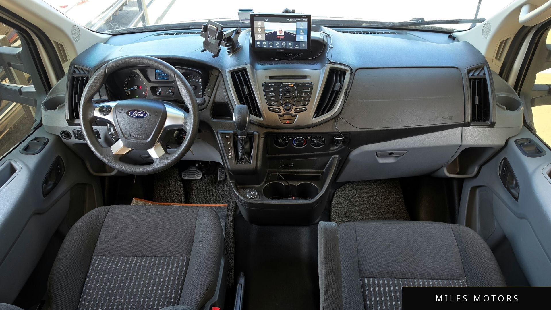Ford Transit 2018 — миниатюра 10