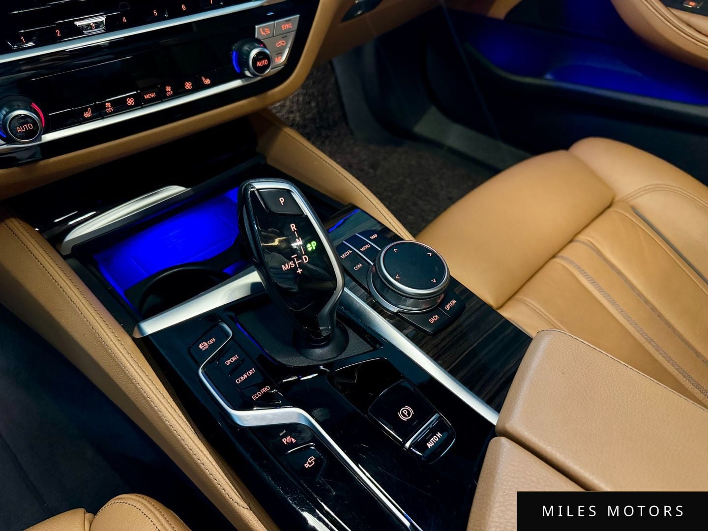 BMW 5 Series (G30) 2021 — миниатюра 9