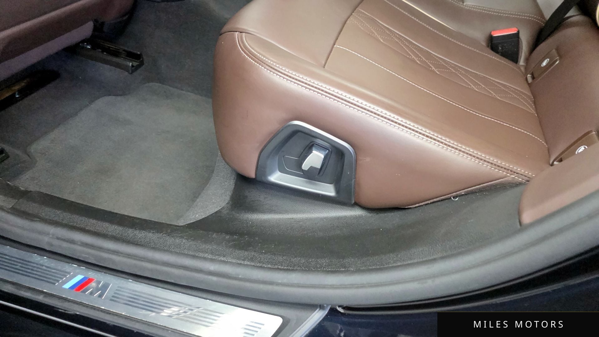 BMW 6시리즈 GT (G32) 2024 — миниатюра 35