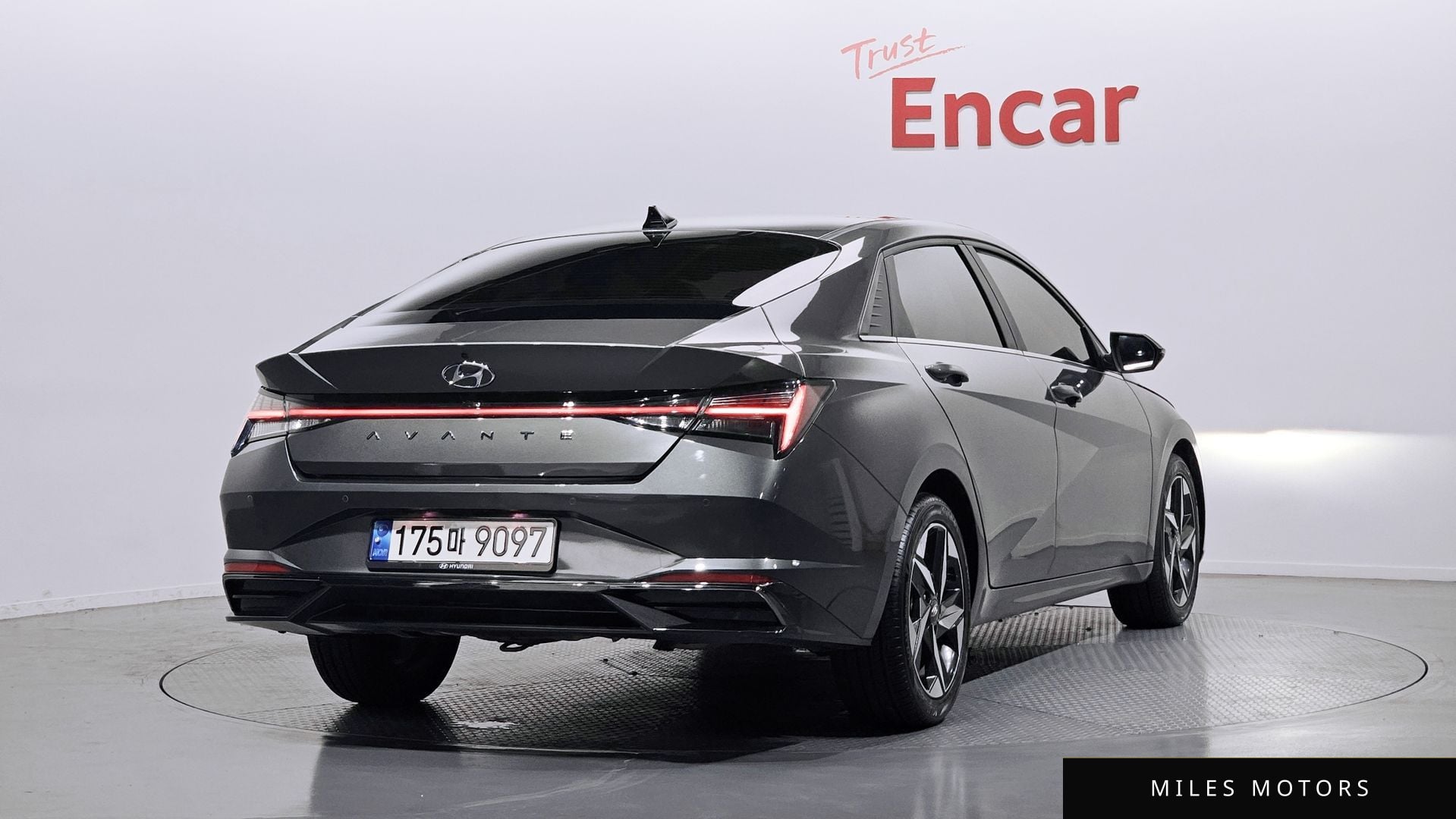 Hyundai AVANTE 2021 — миниатюра 2