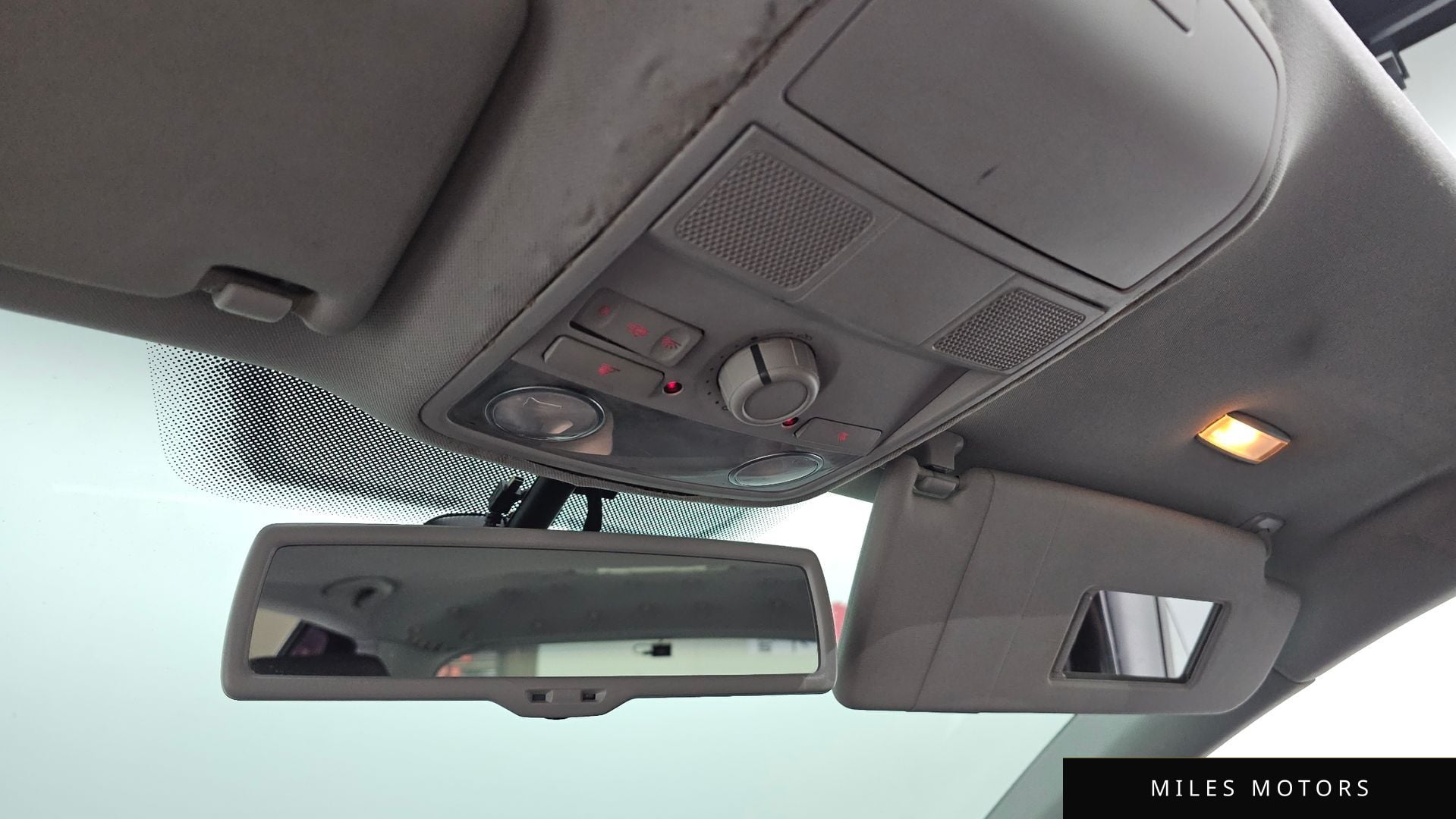 Volkswagen 골프 2010 — миниатюра 16