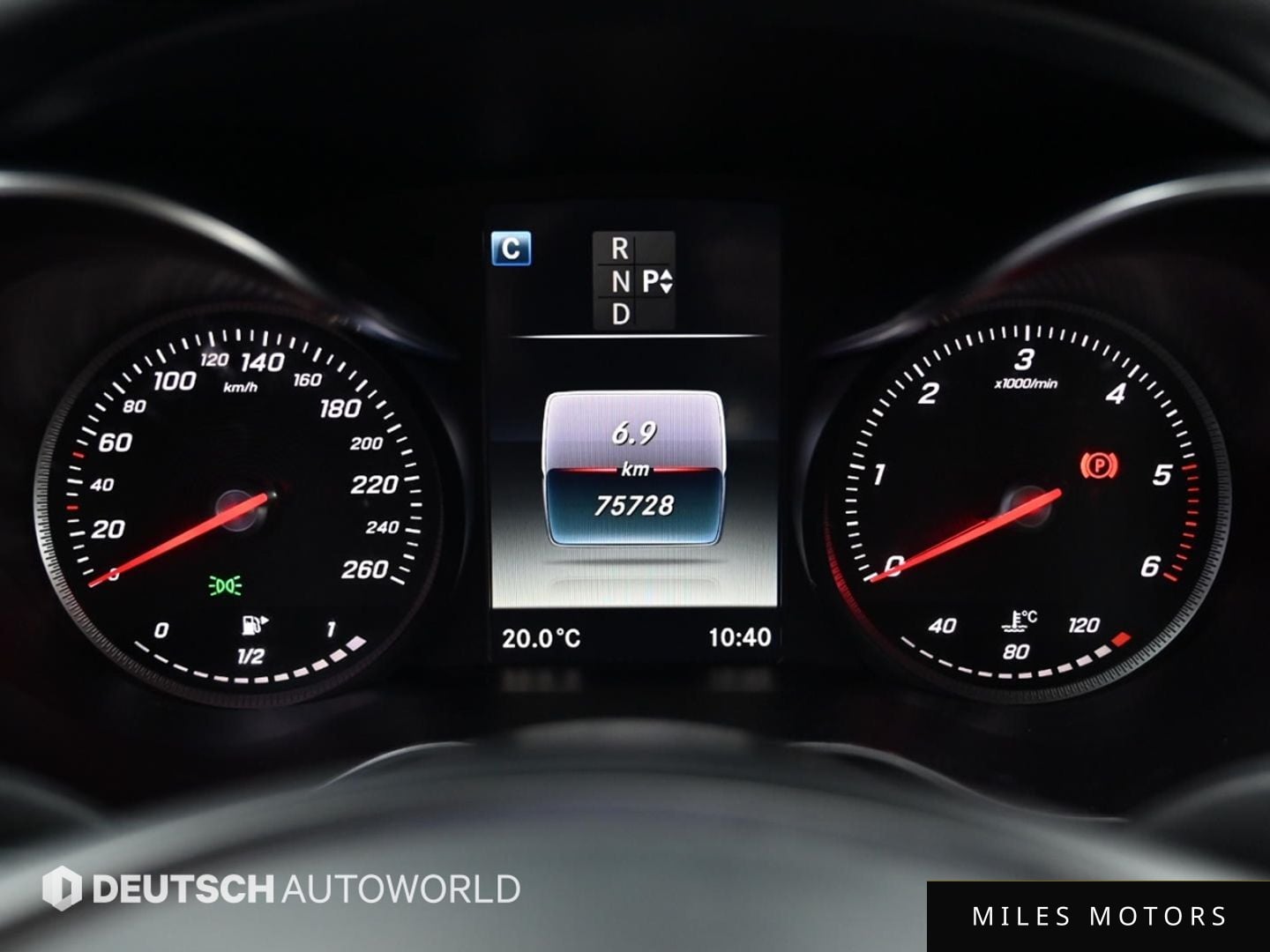 Mercedes-Benz C-Class W205 2016 — миниатюра 8