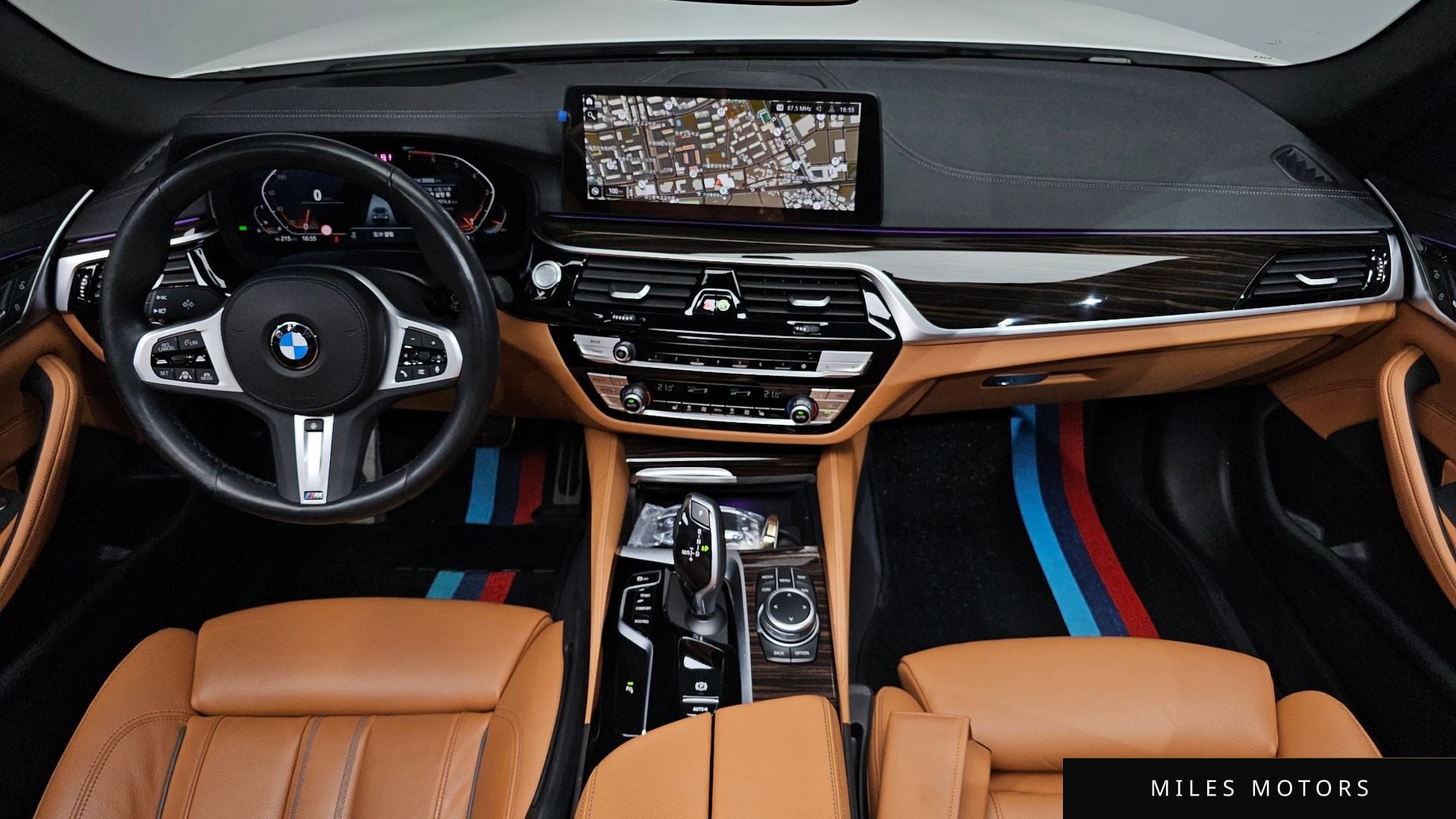 BMW 5 Series (G30) 2022 — миниатюра 9