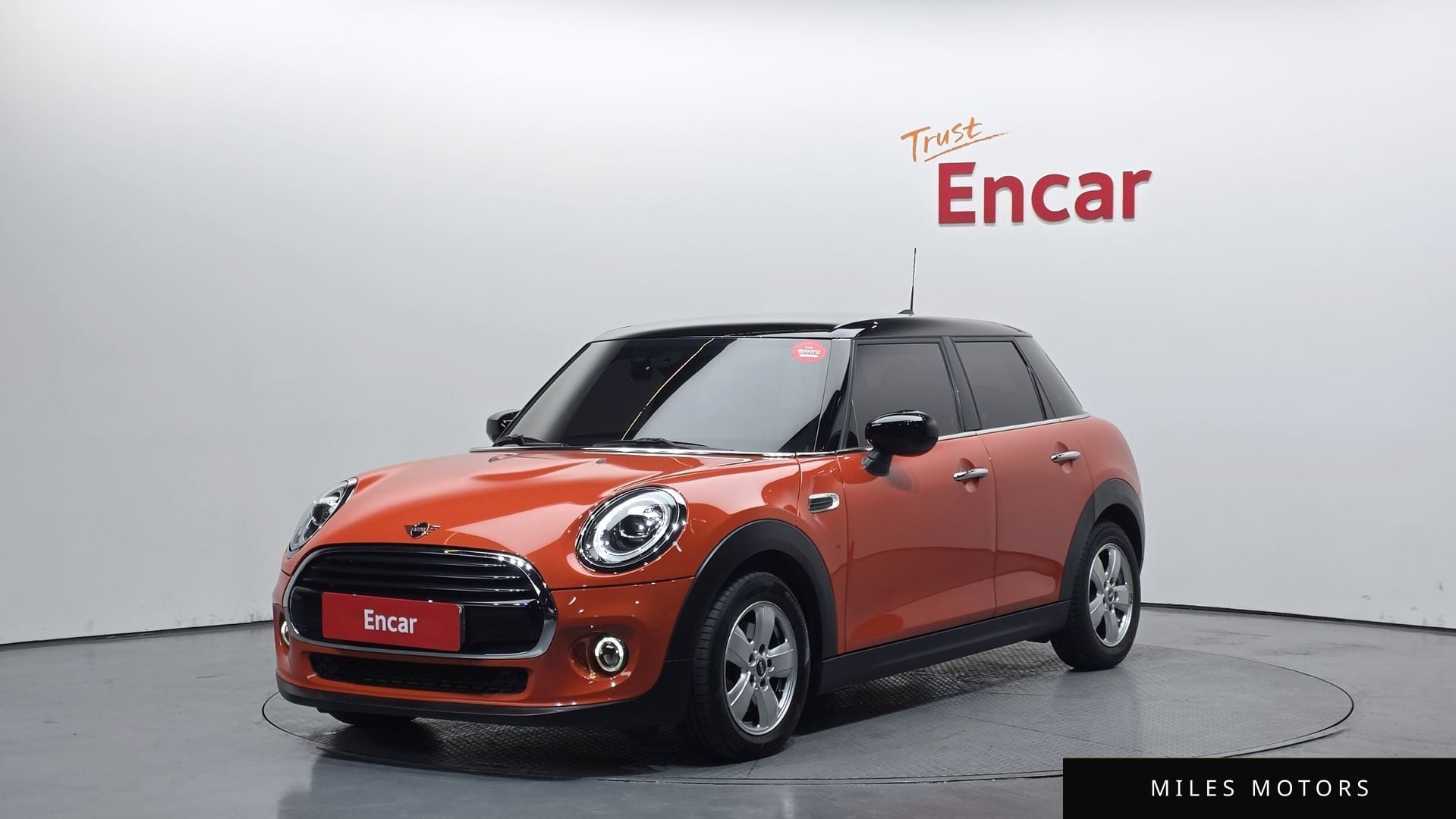 MINI Cooper 2021 — фото 1 из 12