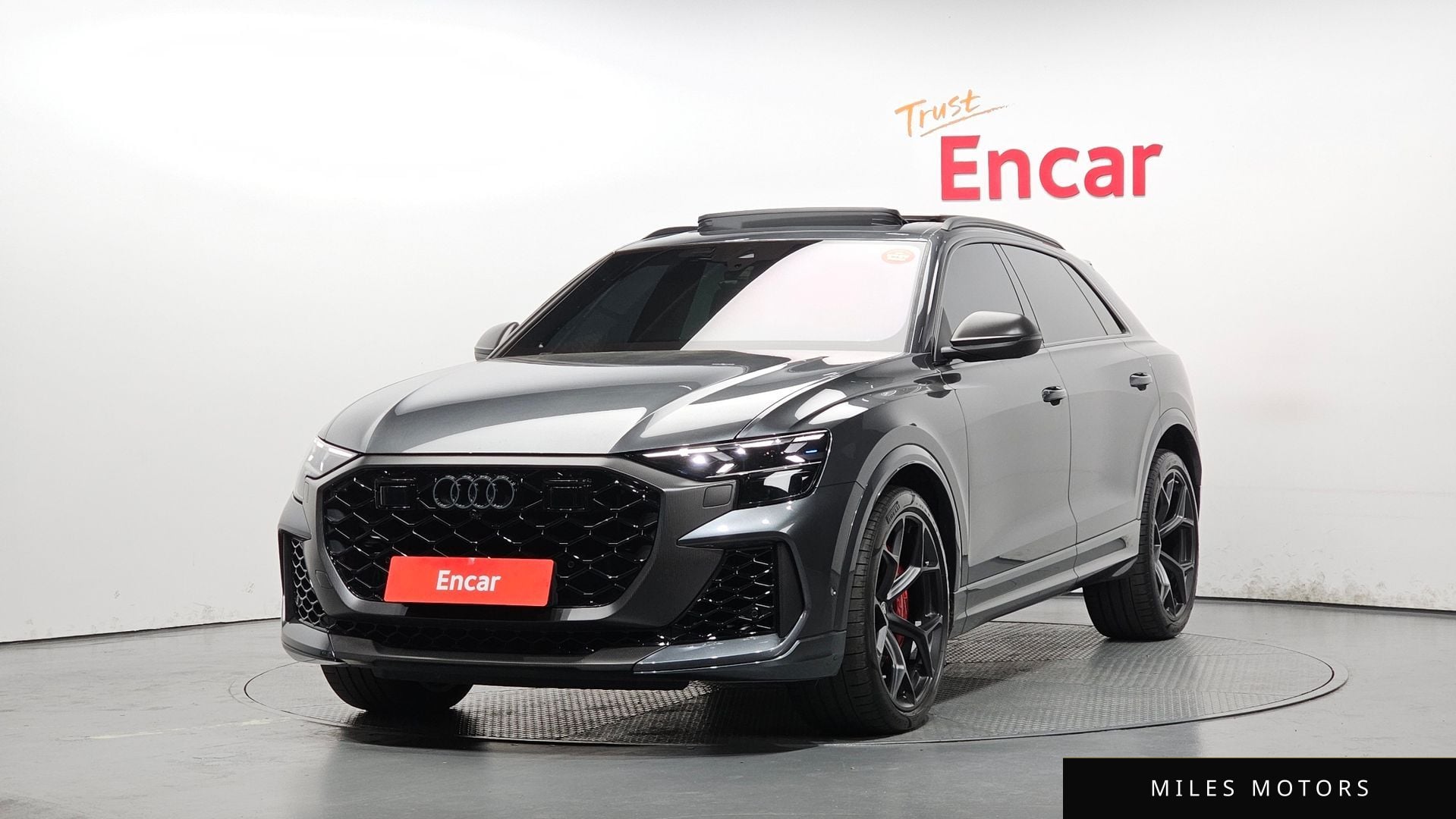 Audi RSQ8 (4M) 2025