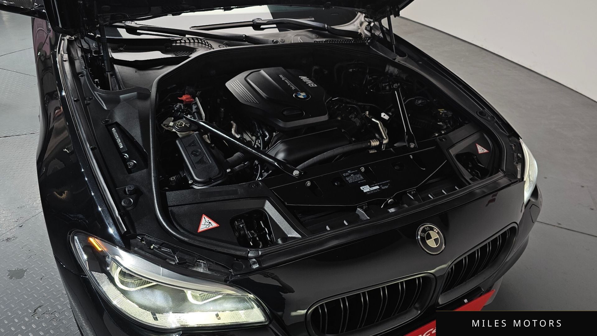 BMW 5시리즈 (F10) 2015 — миниатюра 5