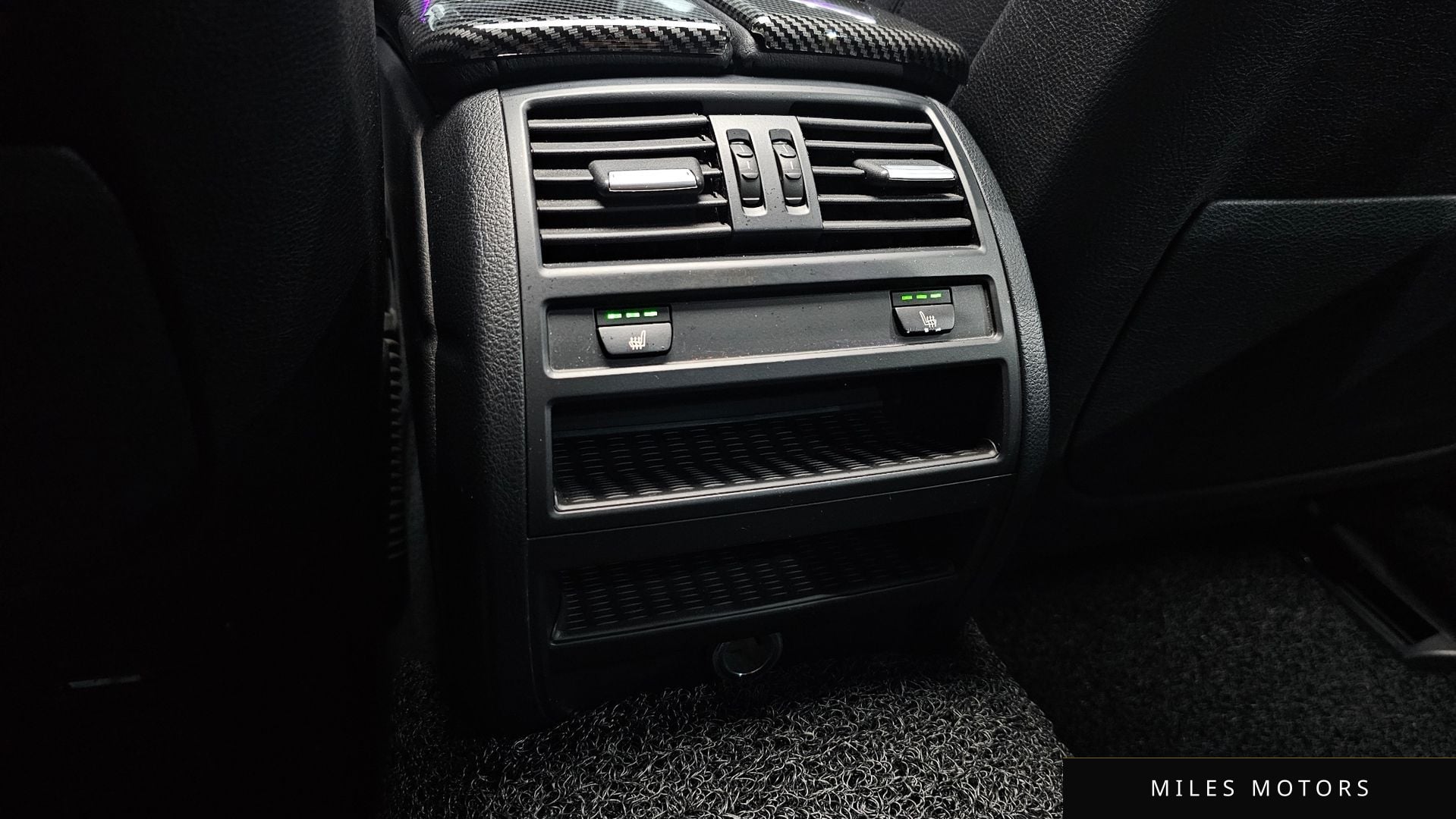 BMW 5시리즈 (F10) 2015 — миниатюра 25