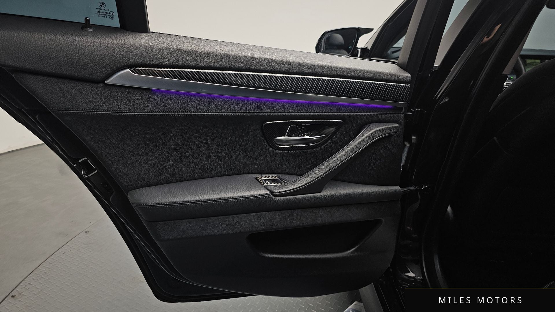 BMW 5시리즈 (F10) 2015 — миниатюра 14