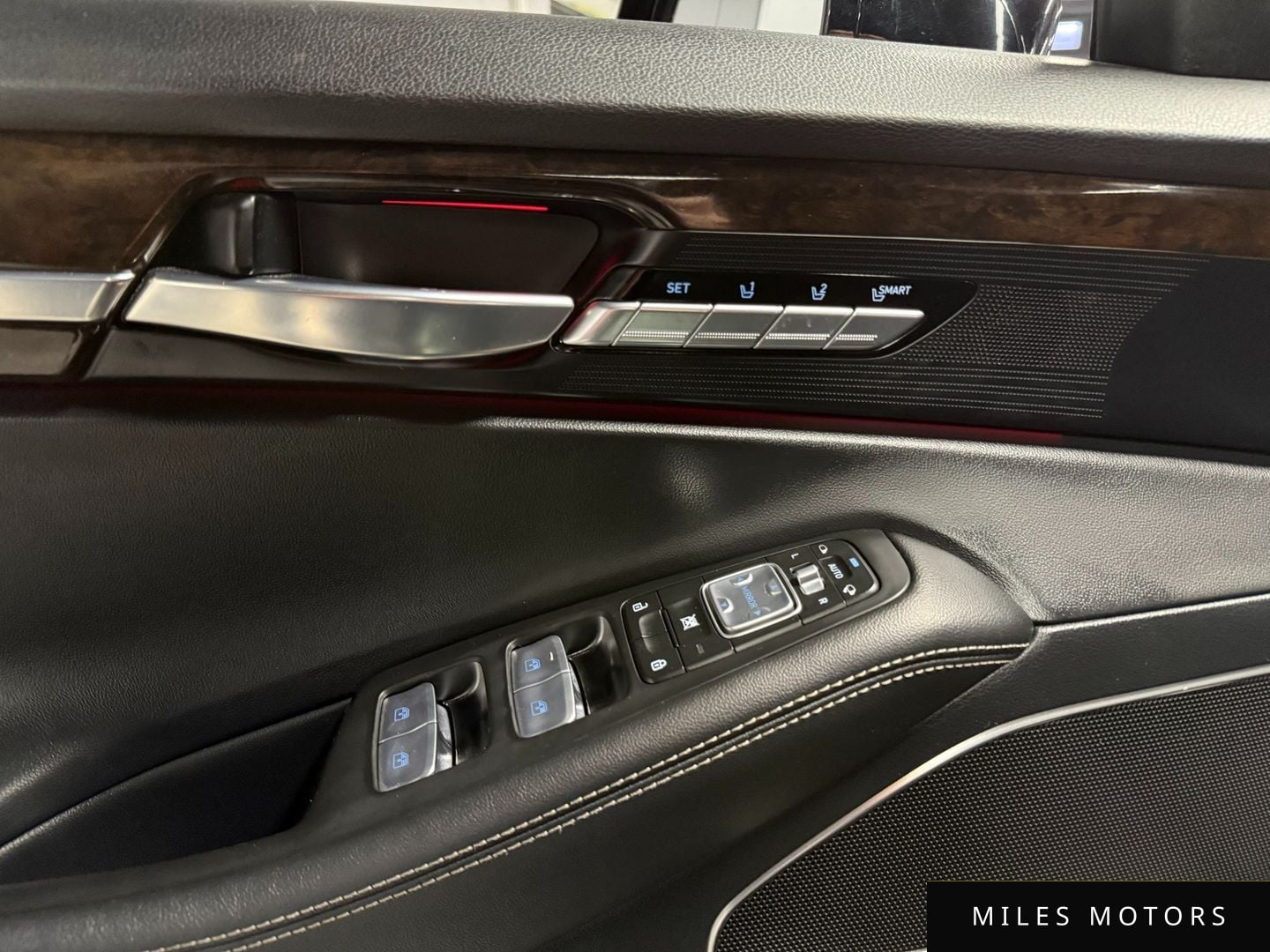 Genesis G90 2020 — миниатюра 11