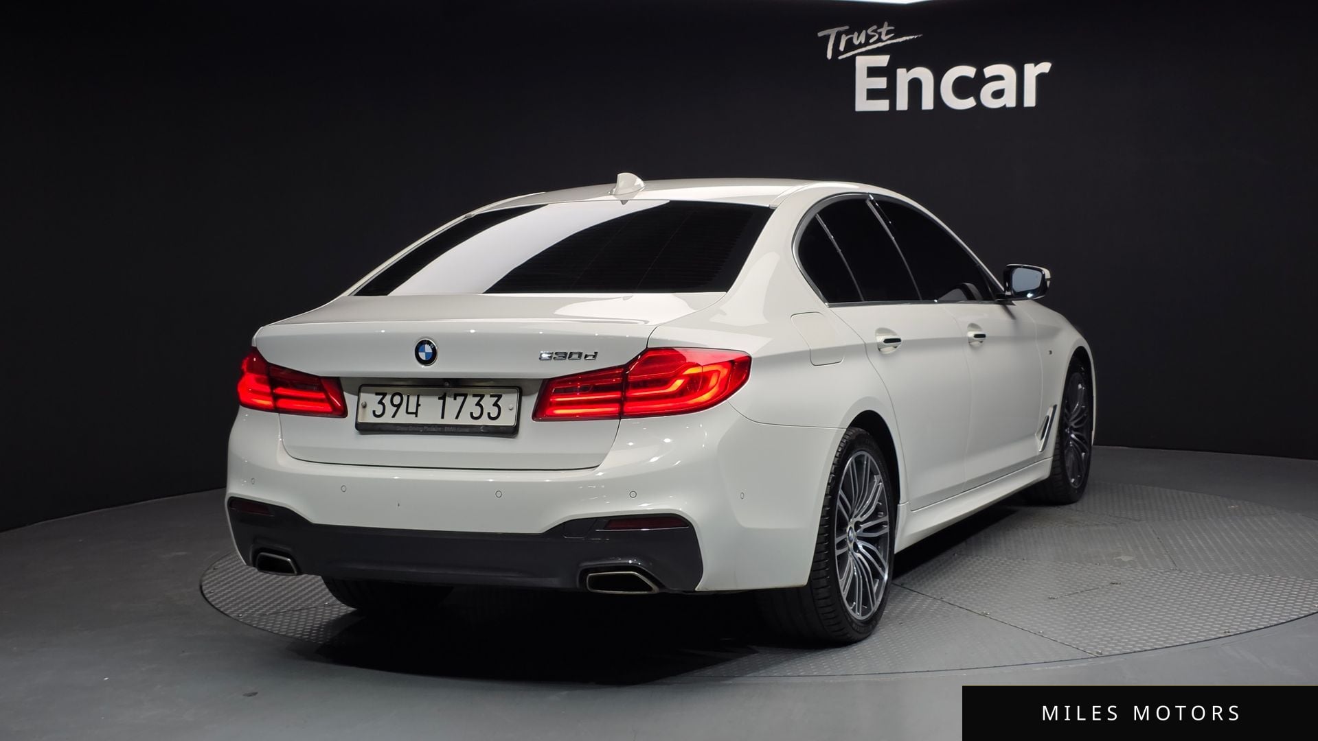 BMW 5시리즈 (G30) 2018 — миниатюра 2