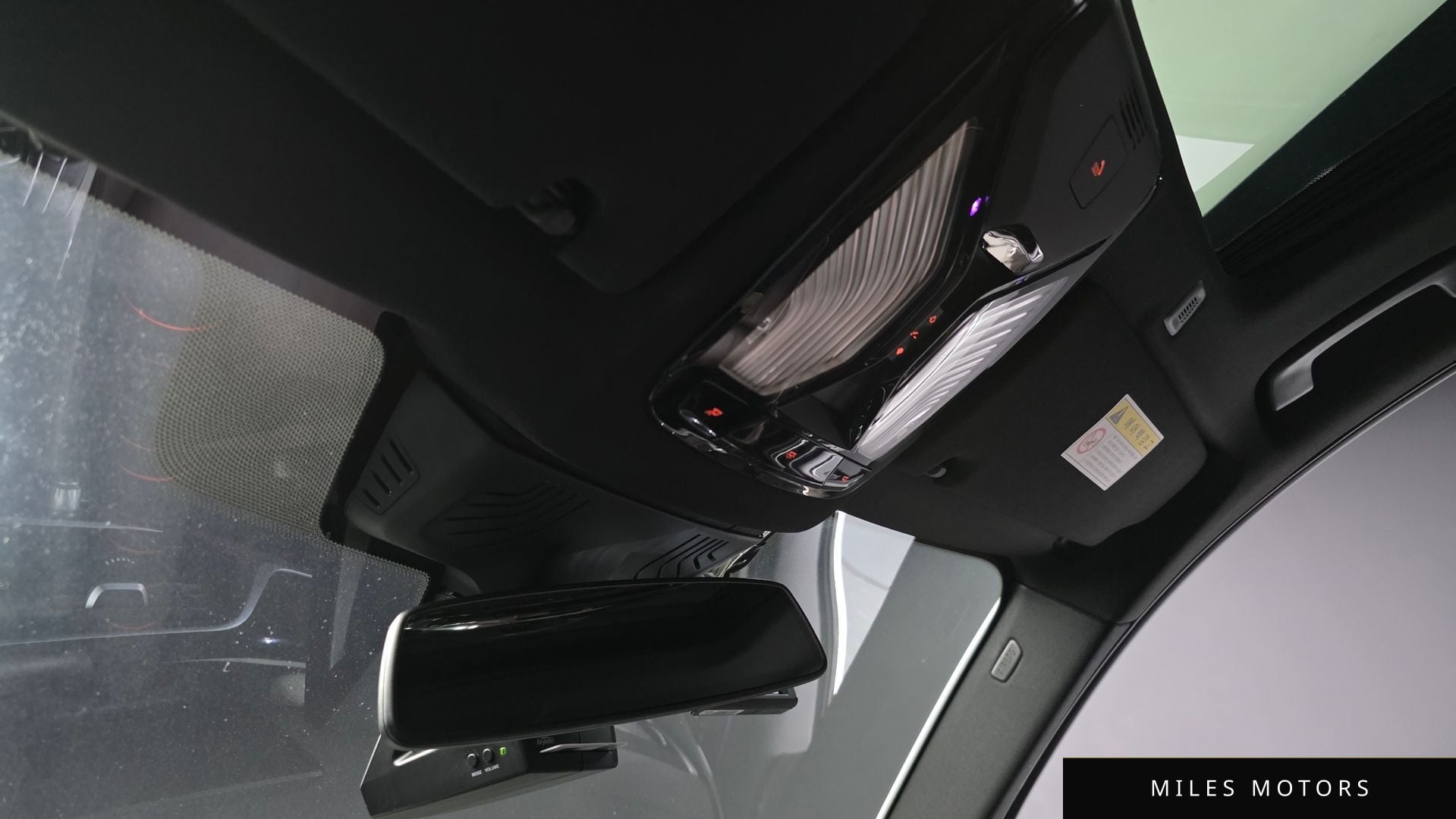 BMW 5시리즈 (G30) 2018 — миниатюра 25