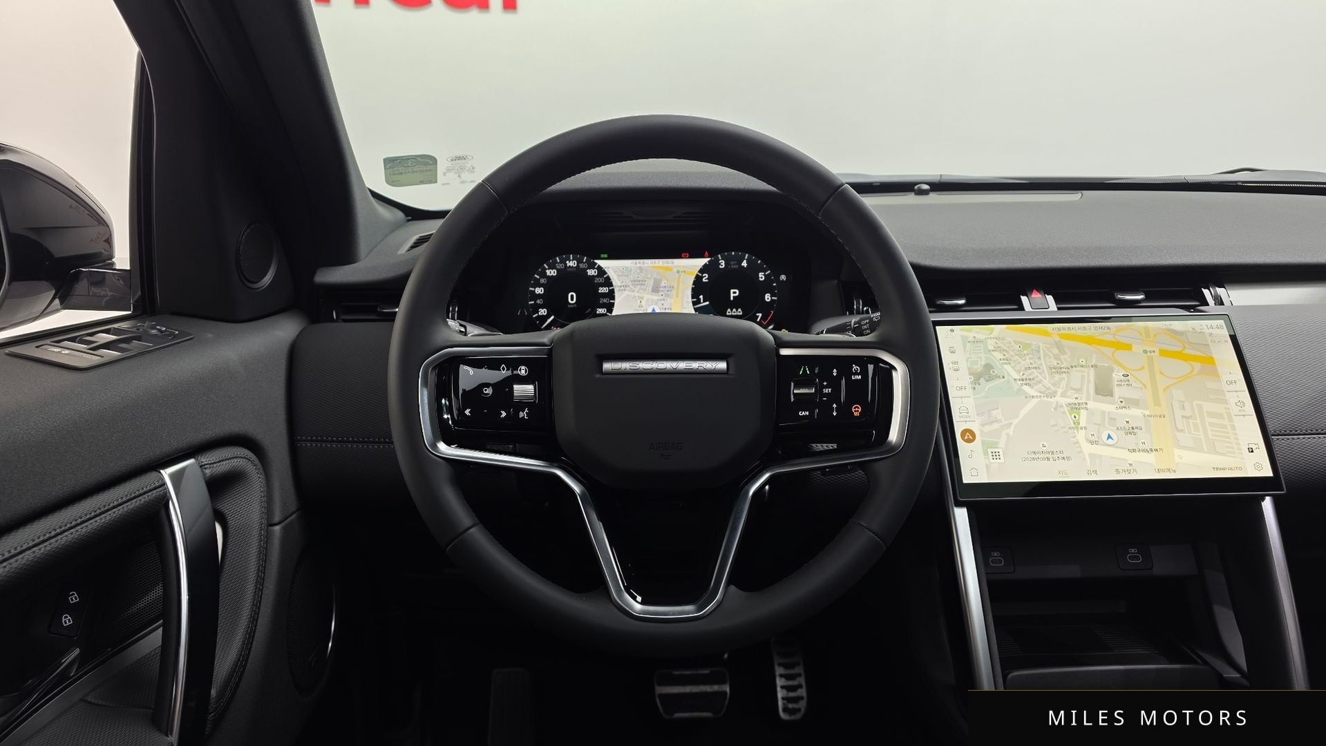 Land Rover Discovery Sport 2025 — миниатюра 13