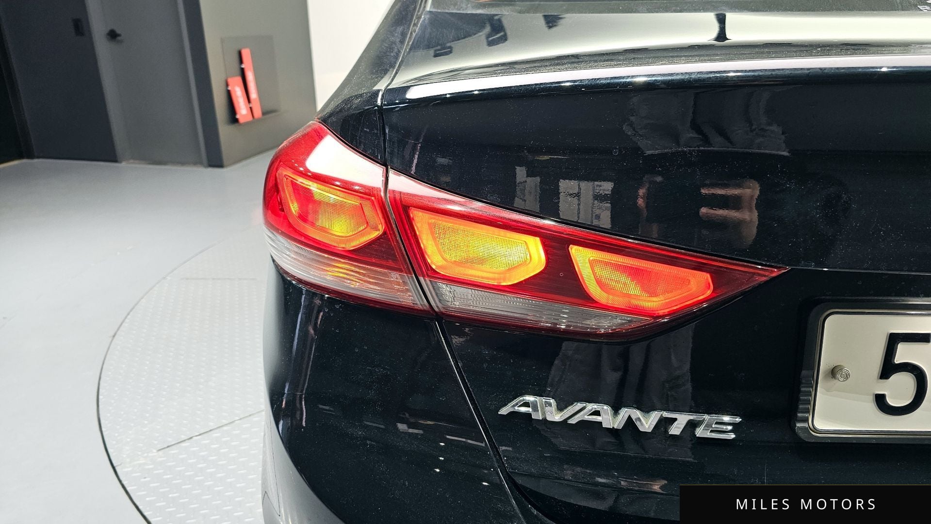 Hyundai AVANTE 2018 — миниатюра 9