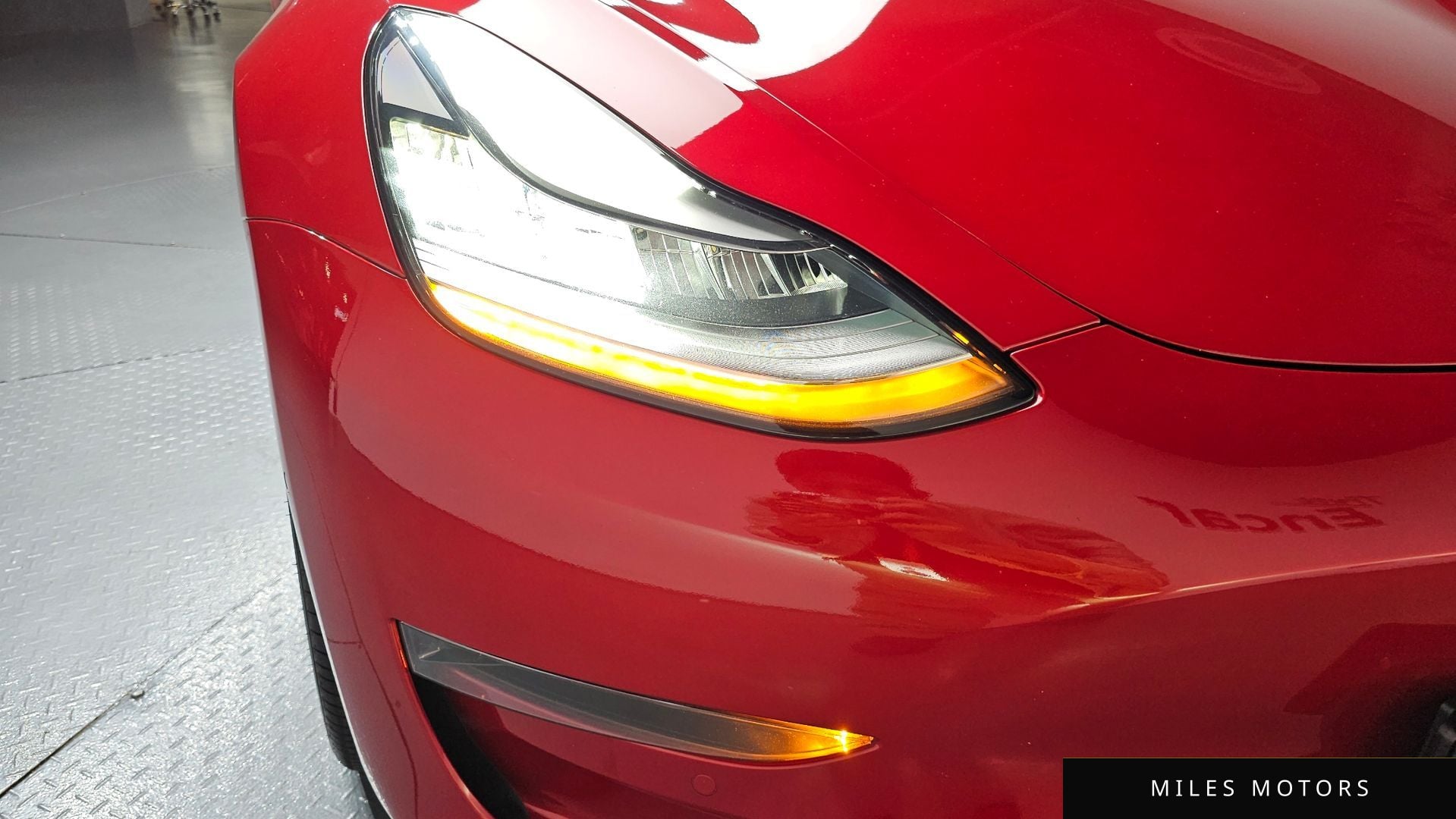 Tesla Model 3 2020 — миниатюра 8