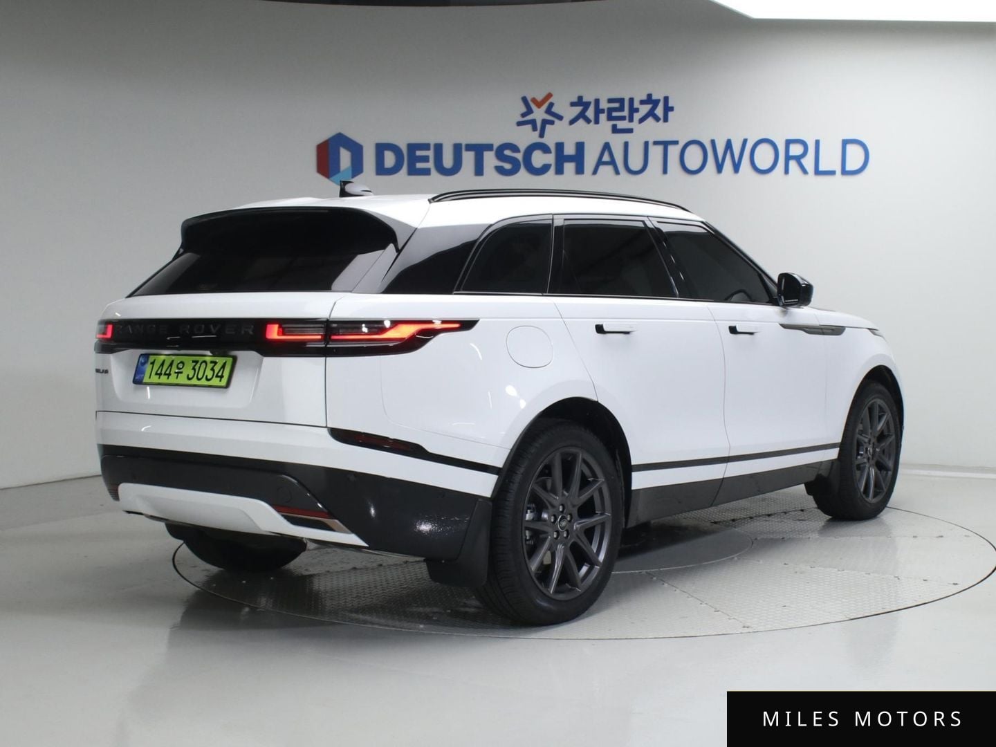 Land Rover Range Rover Velar 2025 — миниатюра 2