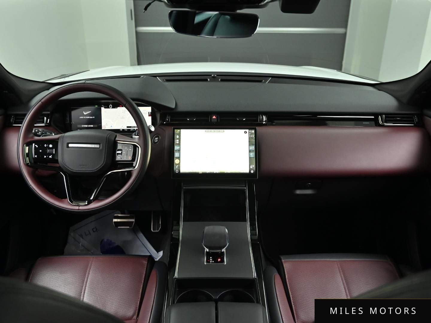 Land Rover Range Rover Velar 2025 — миниатюра 7