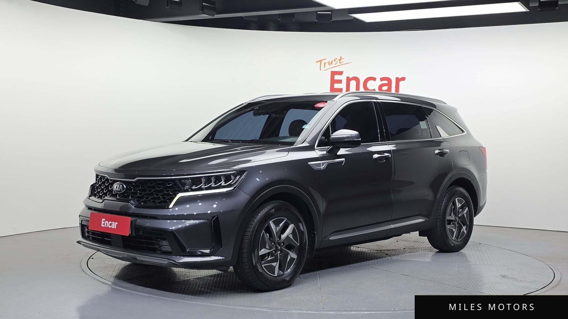 Kia Sorento 2021 — фото 1 из 12