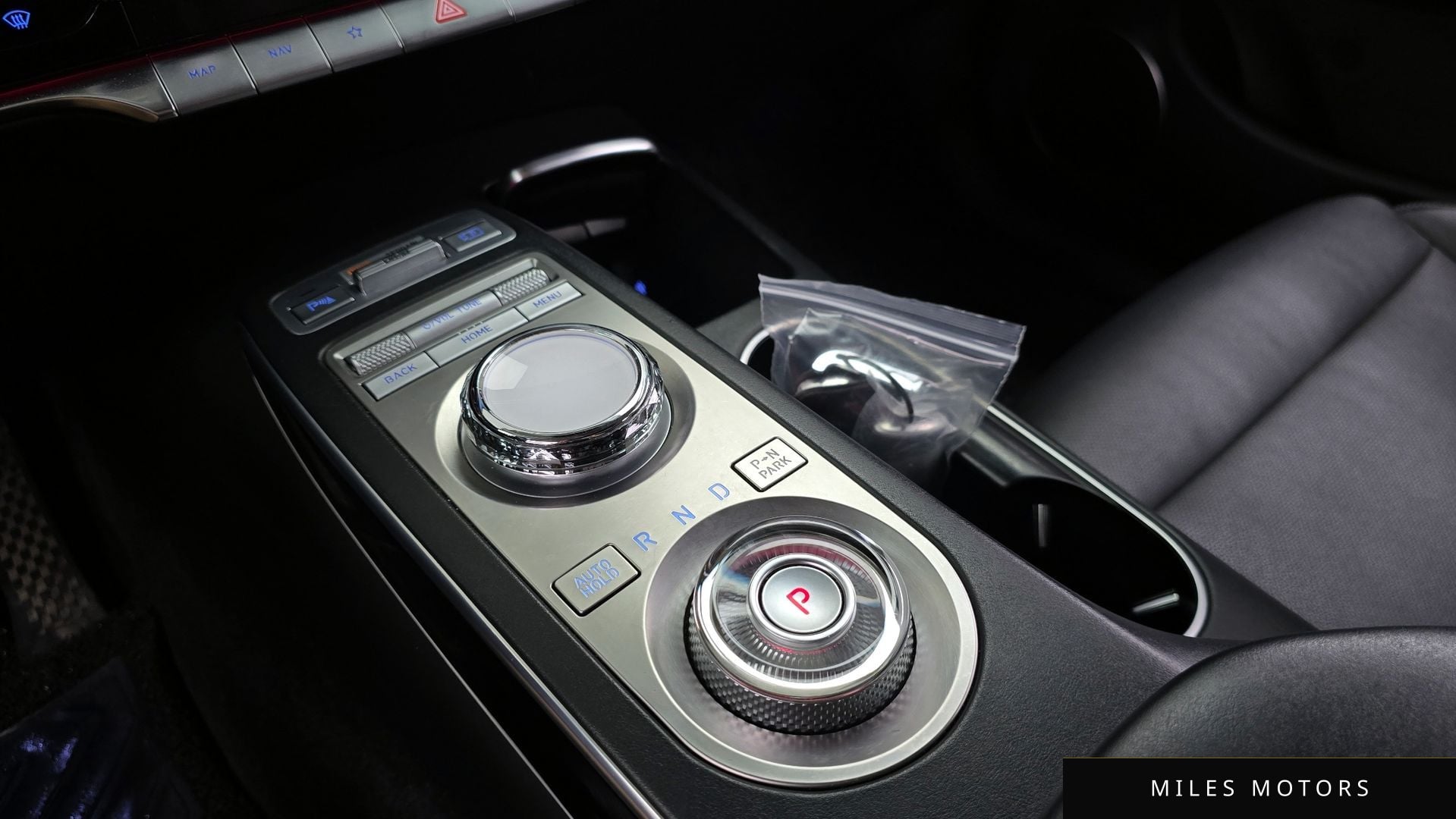 Genesis GV70 2021 — миниатюра 9
