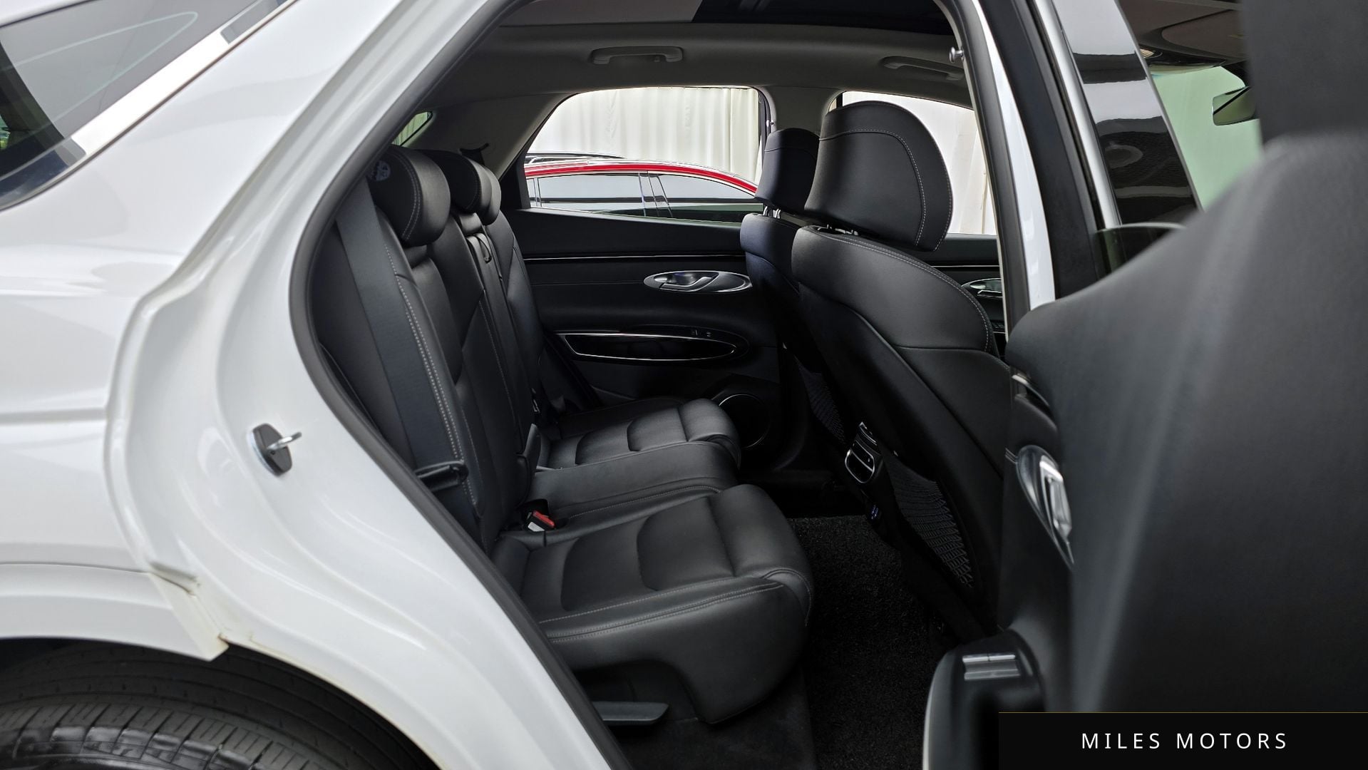 Genesis GV70 2021 — миниатюра 12