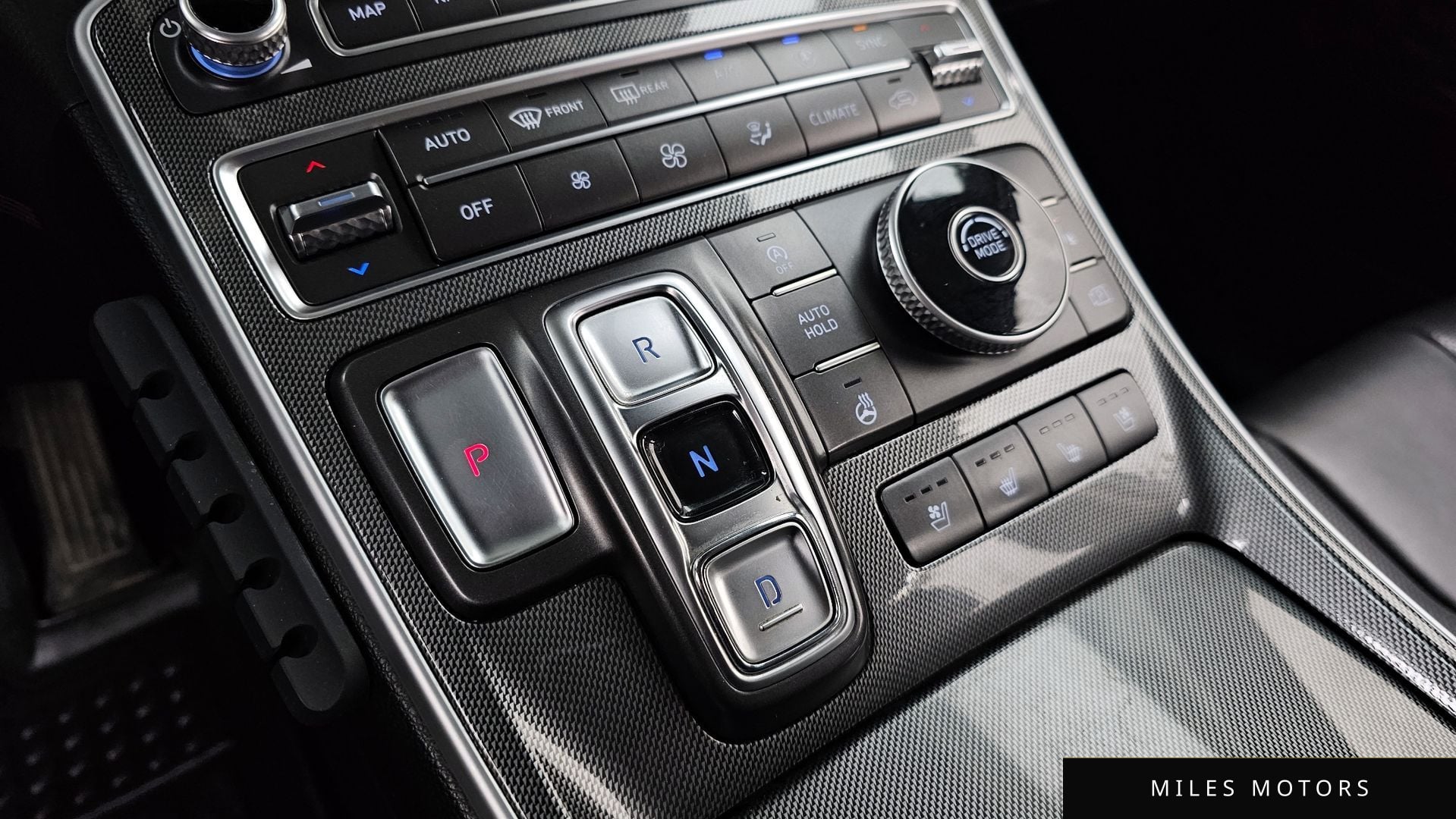 Hyundai Santafe 2021 — миниатюра 12