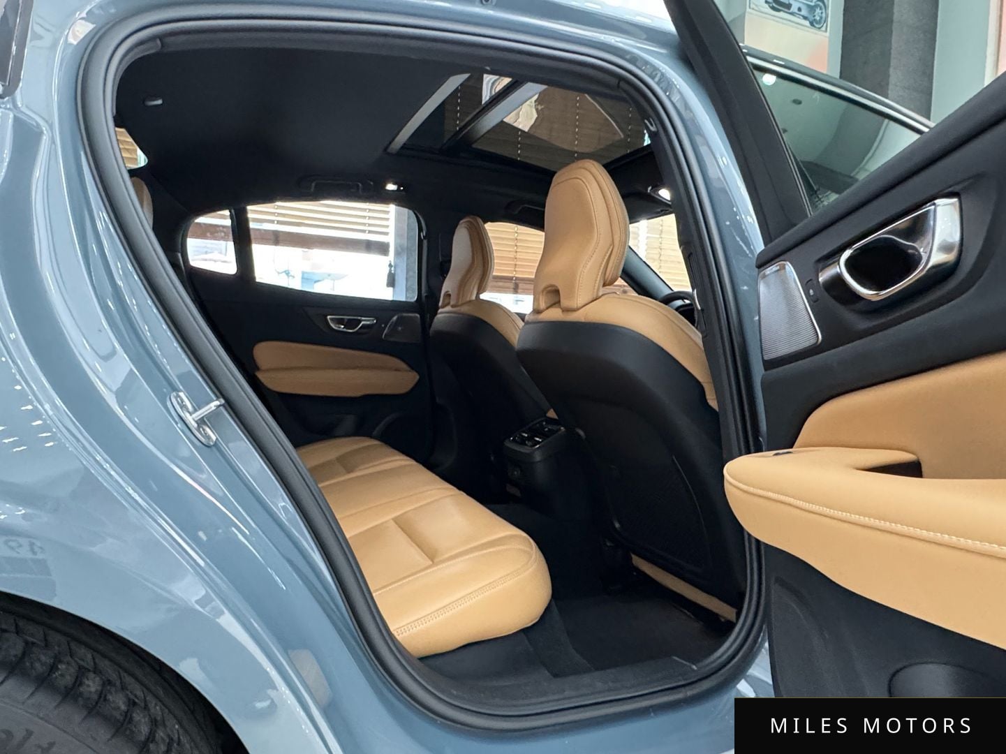 Volvo S60 2023 — миниатюра 19